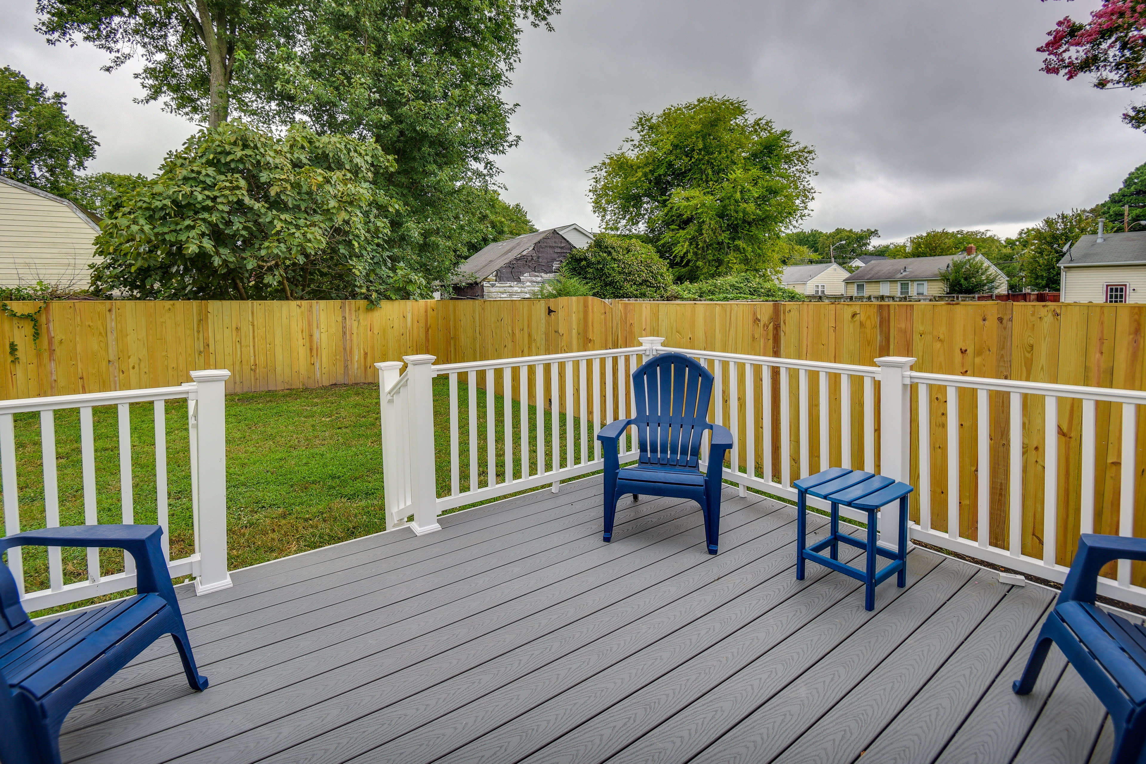 Private Deck