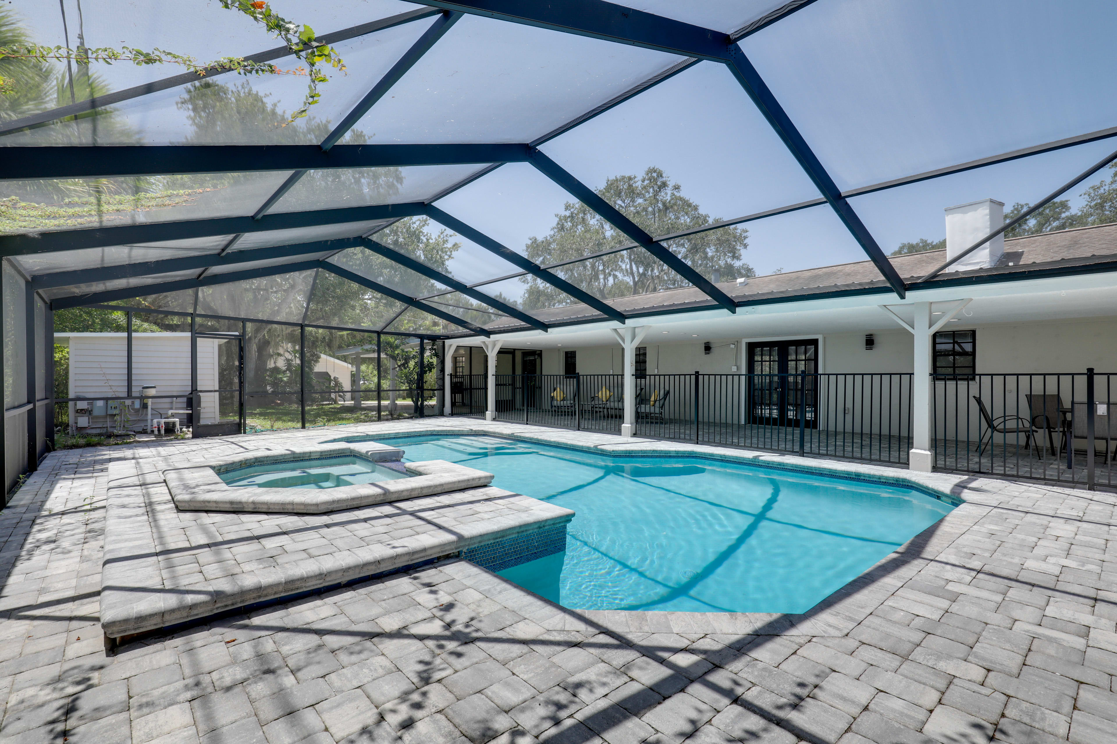 Gibsonton Vacation Rental | 4BR | 3BA | 2,241 Sq Ft | 1 Step to Enter