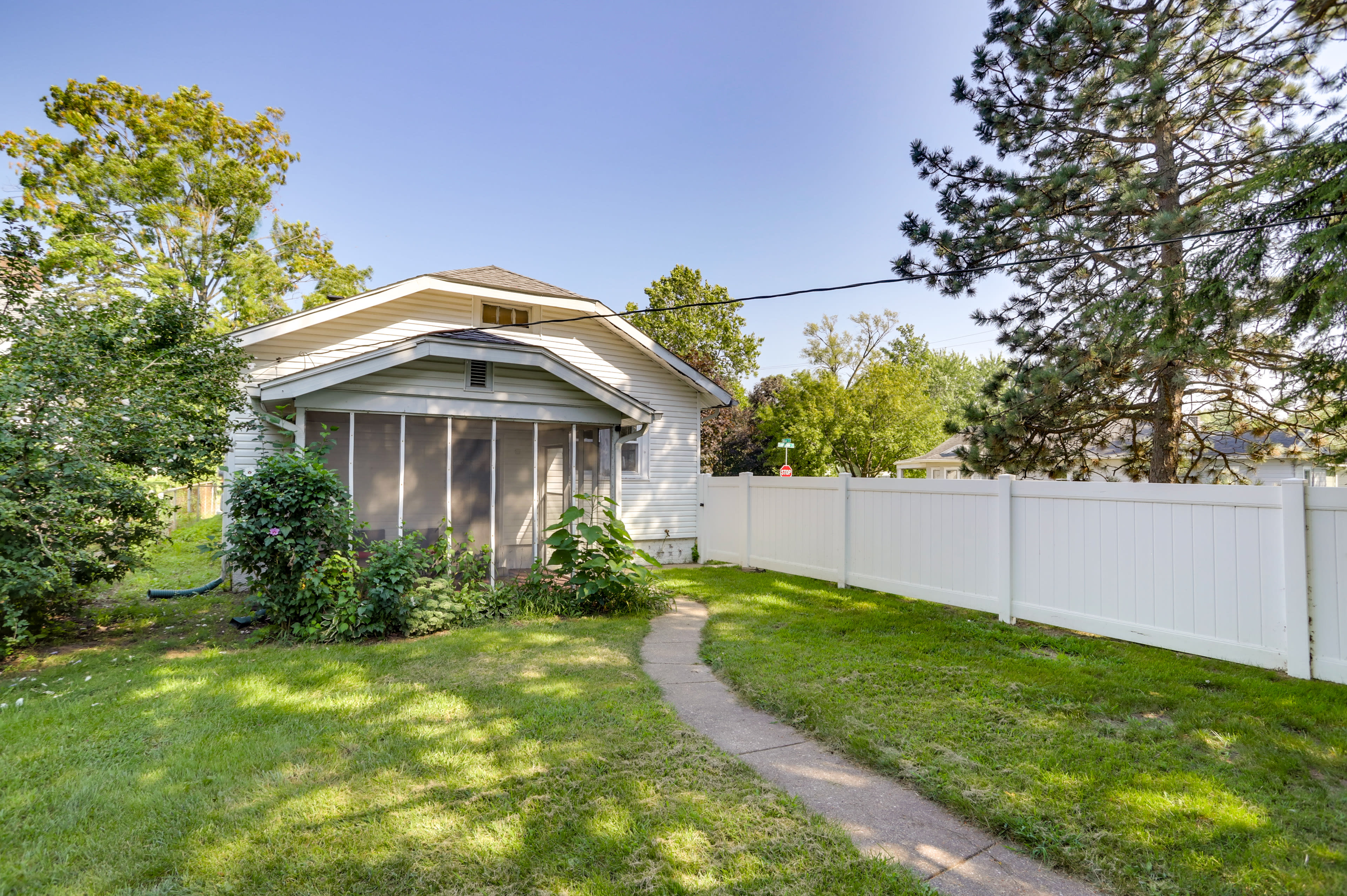 3 Exterior Security Cameras (Facing Out)