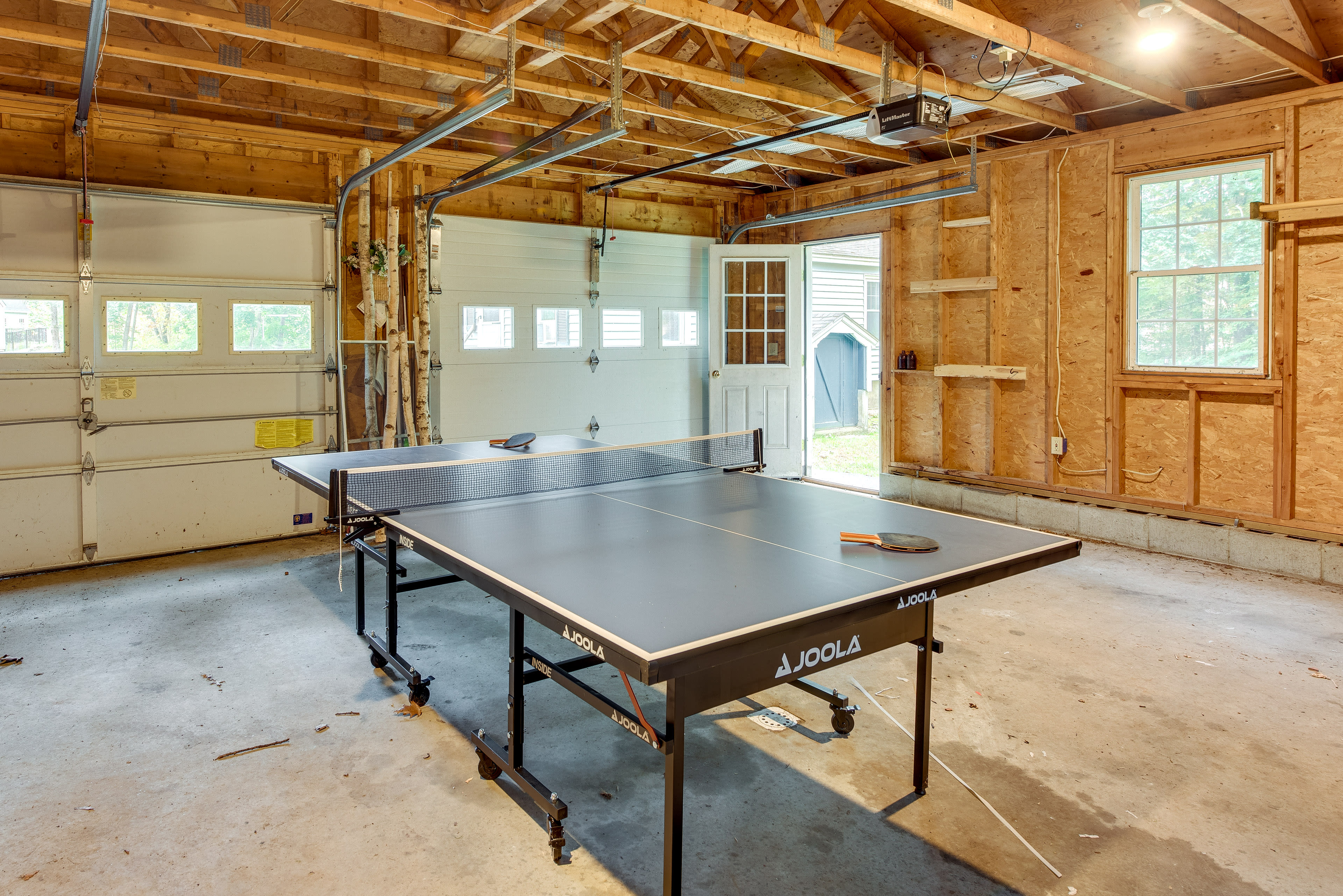 Garage | Ping Pong Table