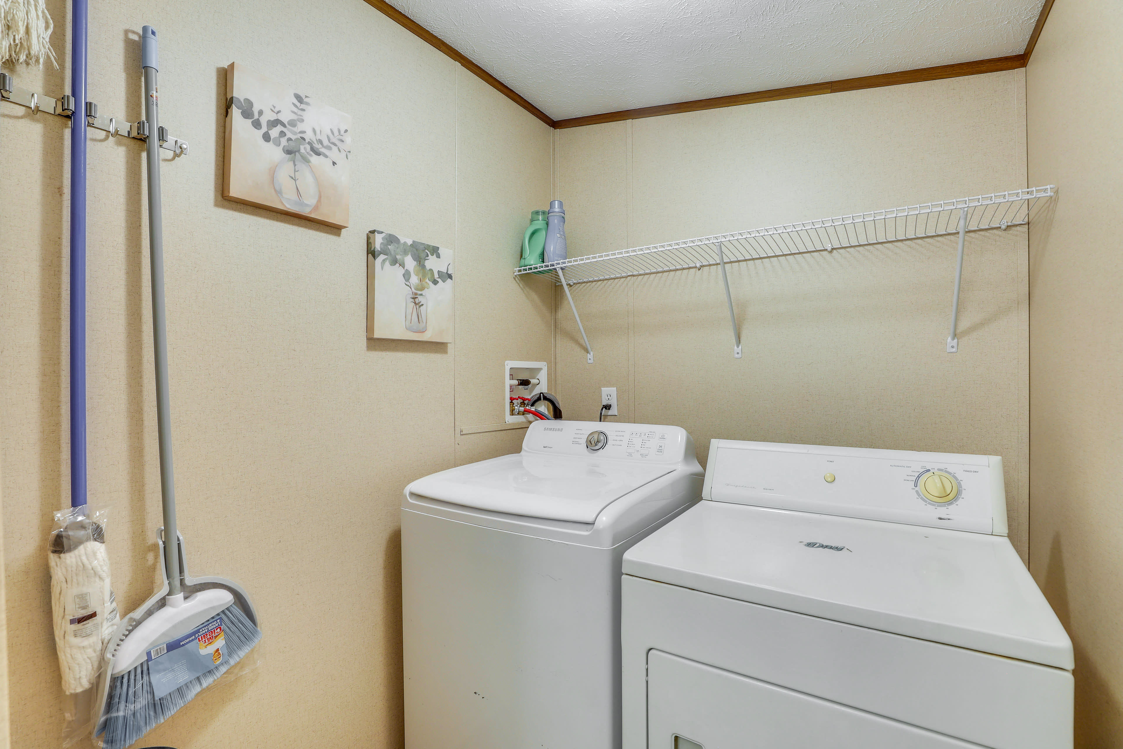 Laundry Room | Detergent Provided