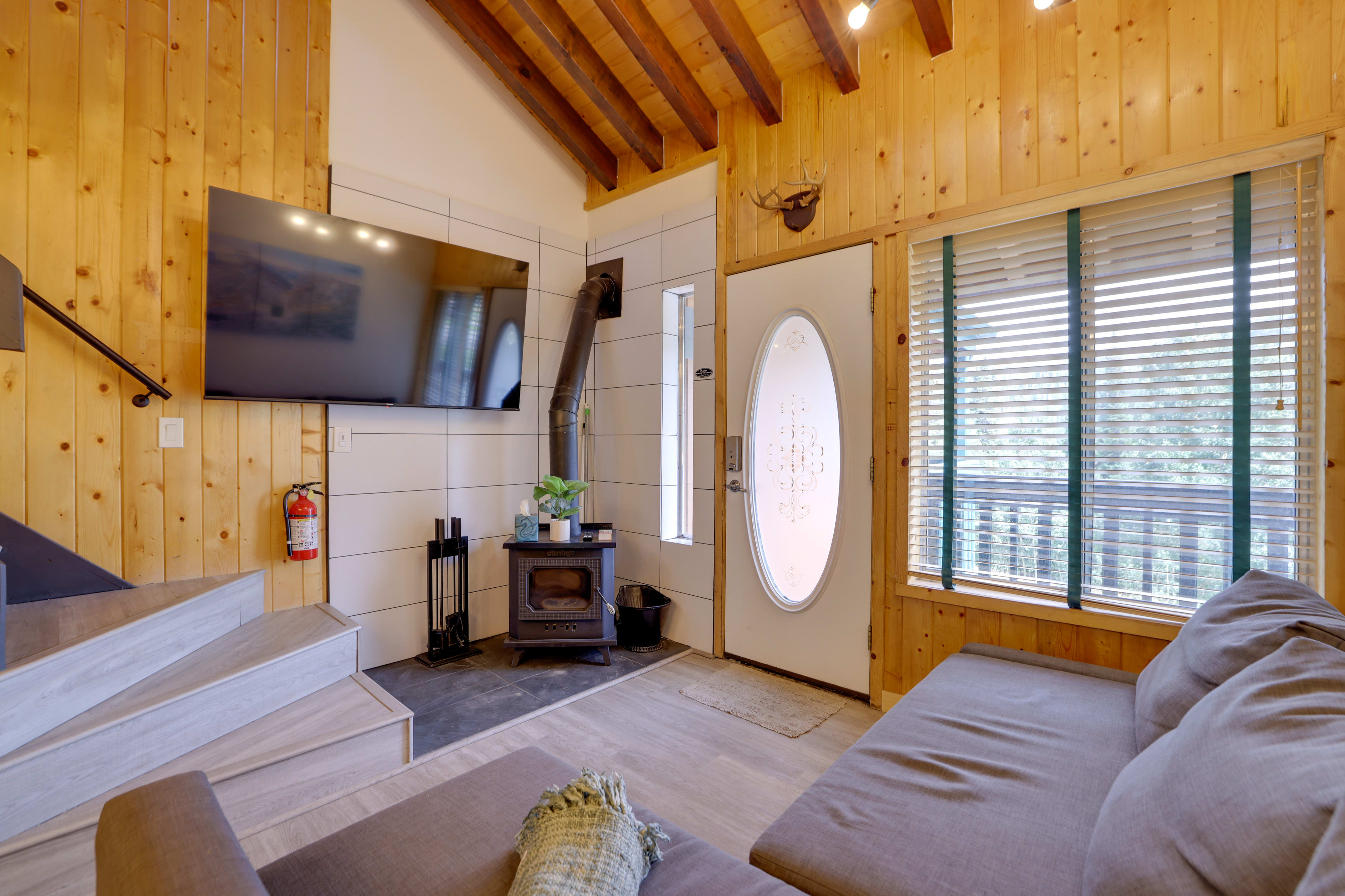 Living Room | Full Sleeper Sofa | Smart TV | Fireplace