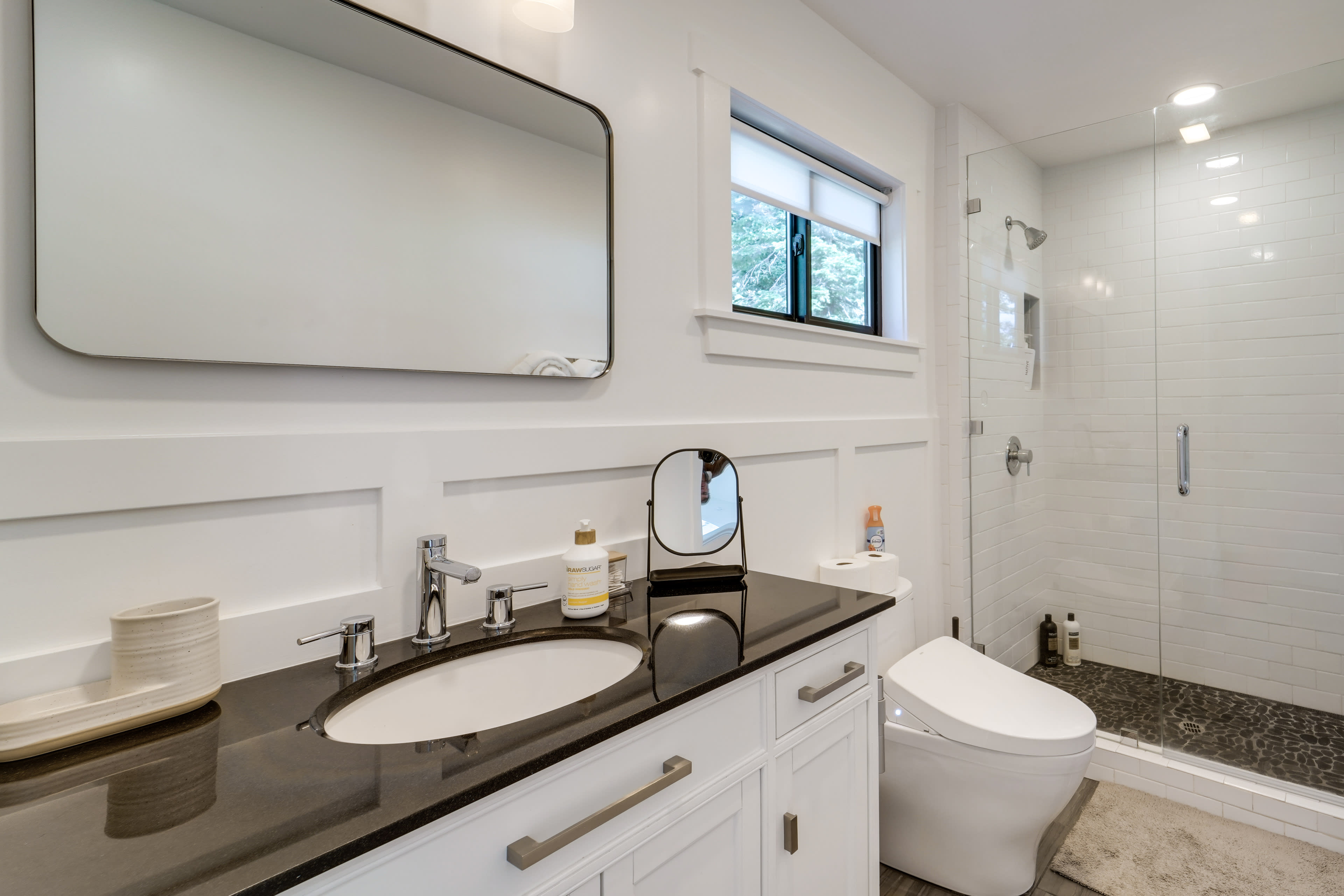 En-Suite Bathroom | Complimentary Toiletries