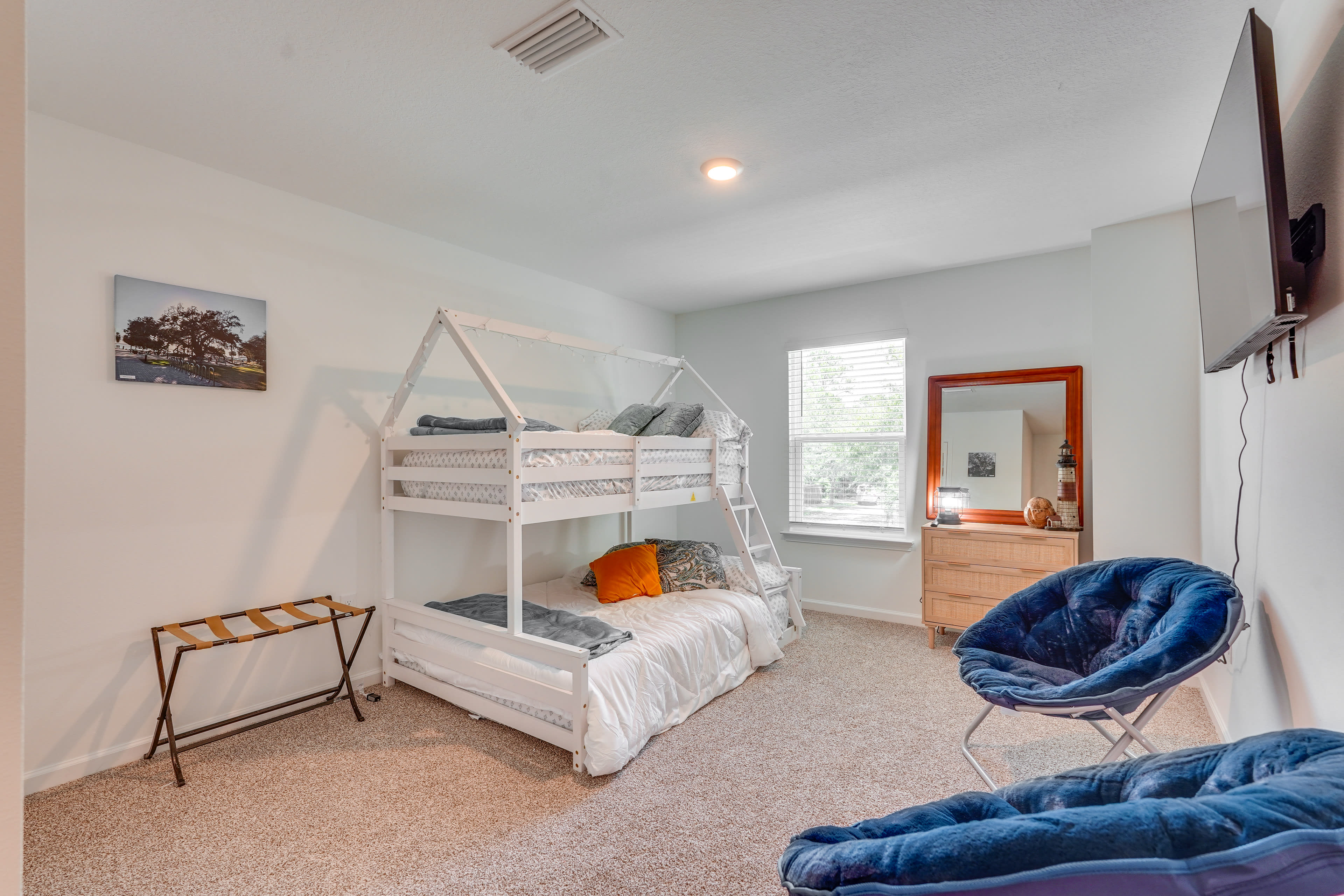 Bedroom 3 | 2nd Floor | Twin/Full Bunk Bed