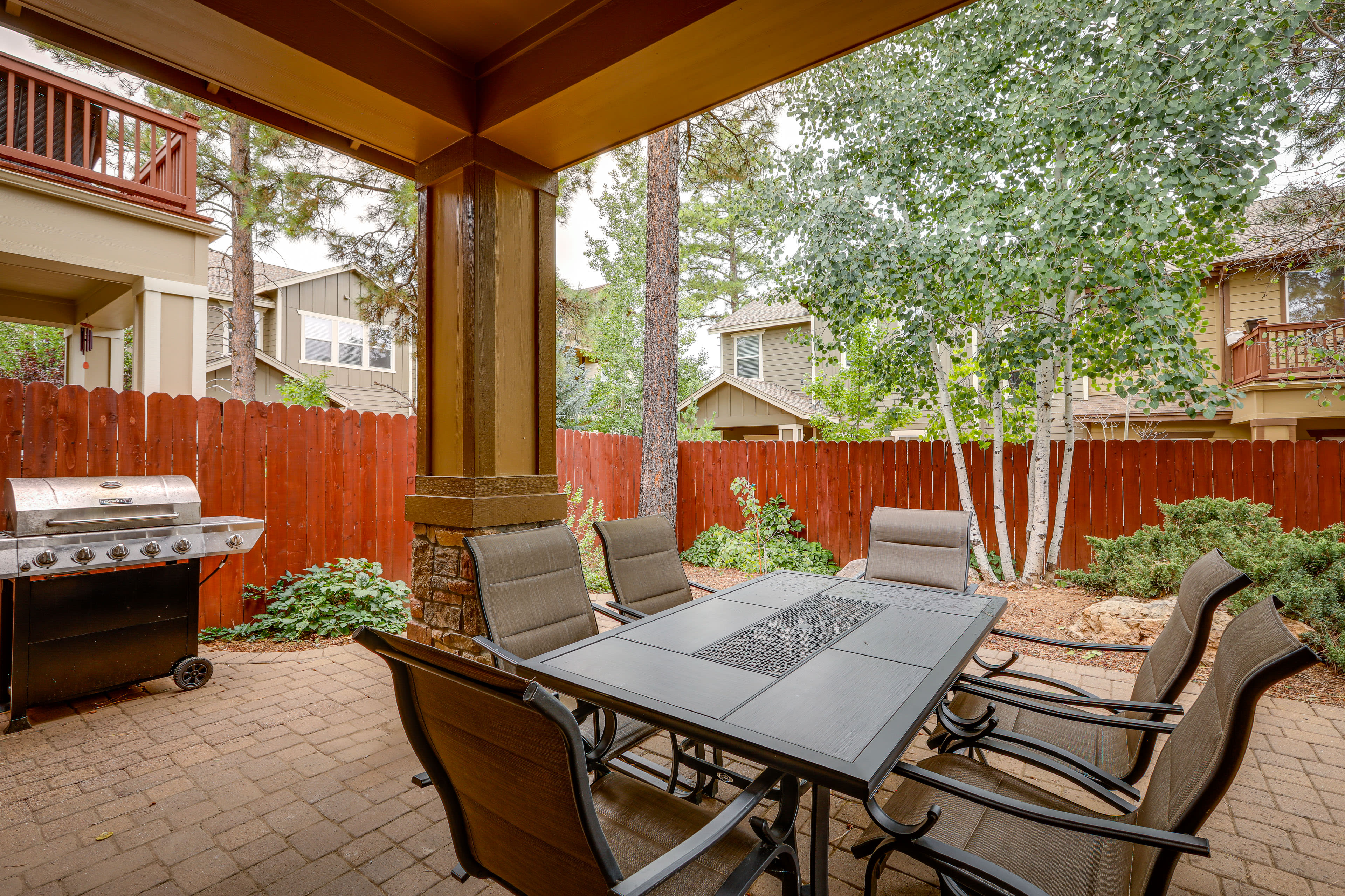 Patio | Outdoor Dining Area | Gas Grill