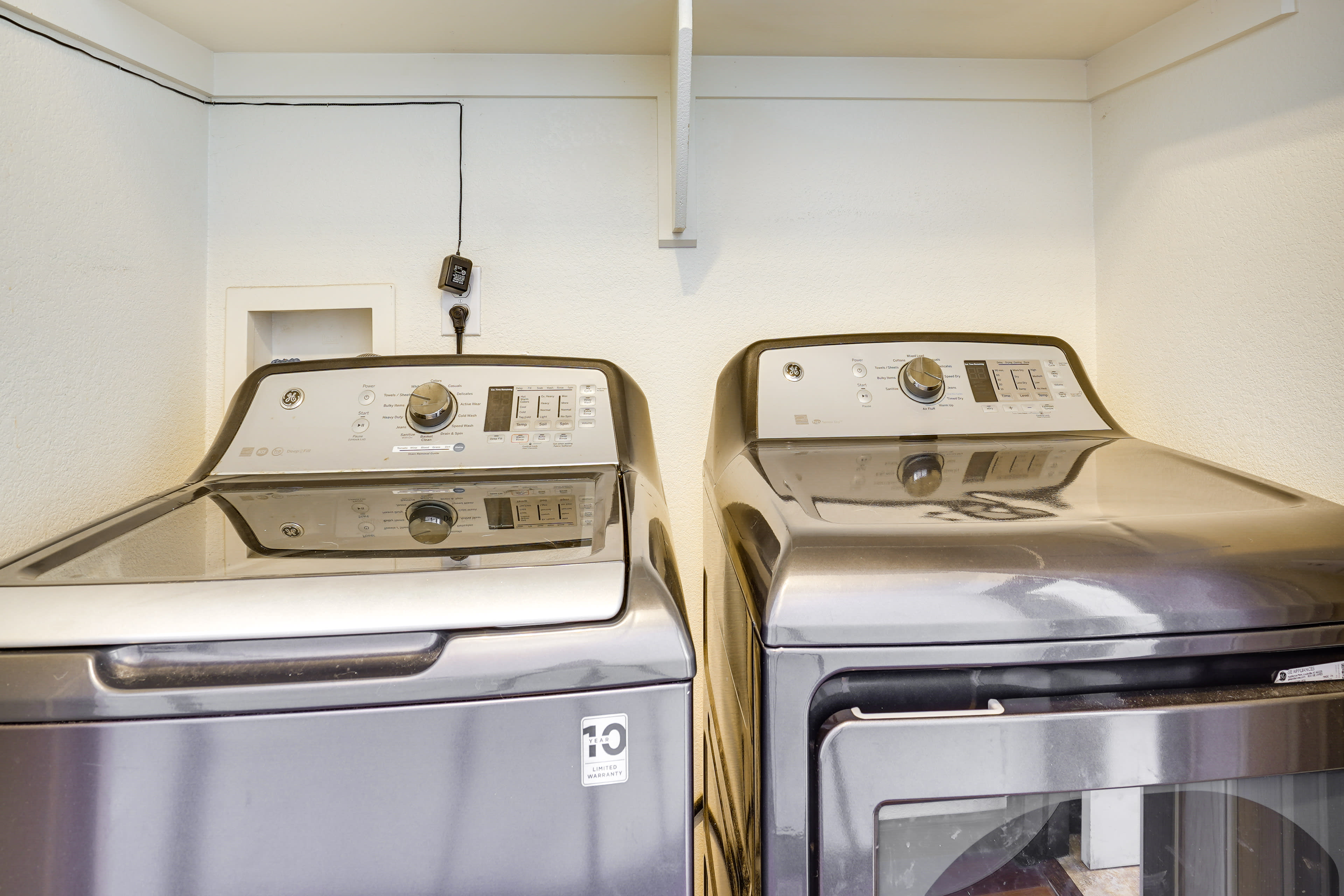 In-Unit Washer/Dryer | Laundry Detergent