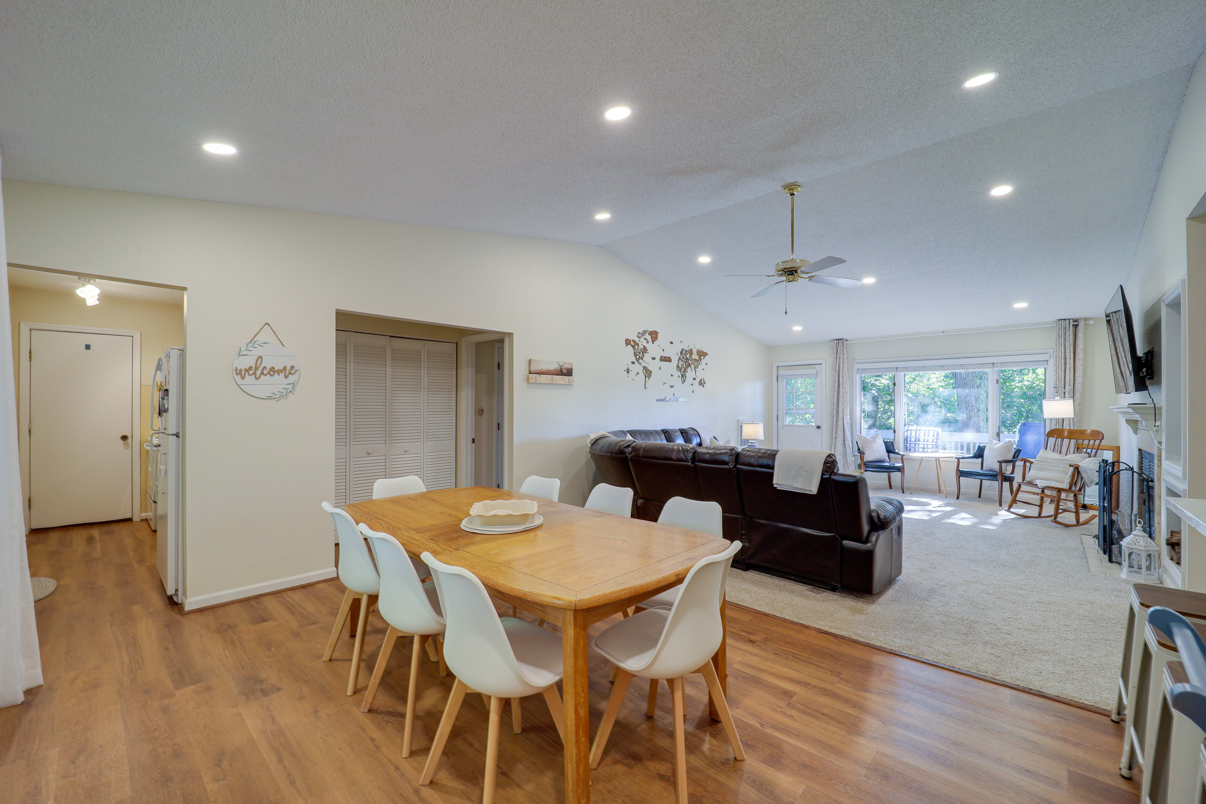 Dining Area | 1st Floor