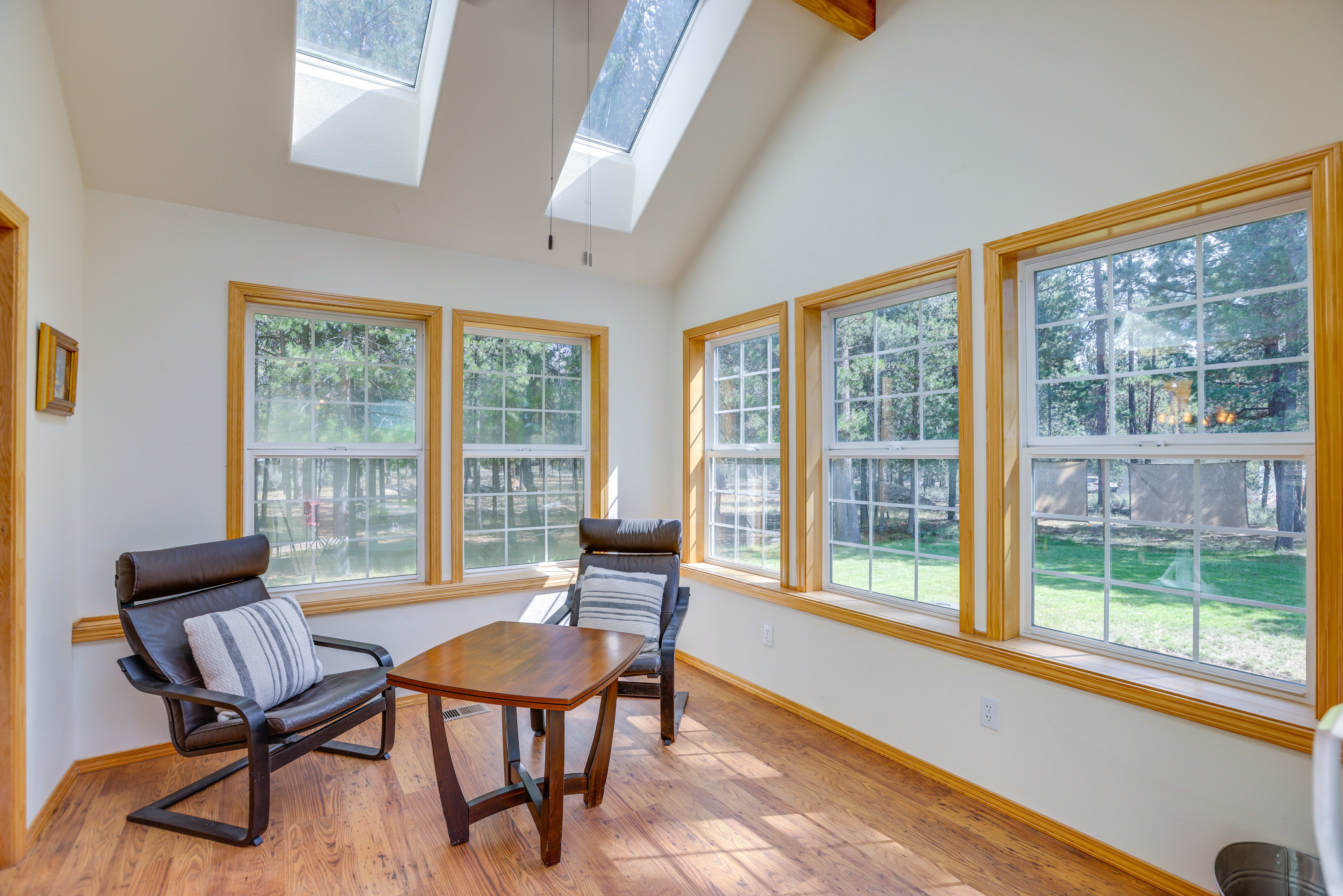 Sitting Area | 1st Floor