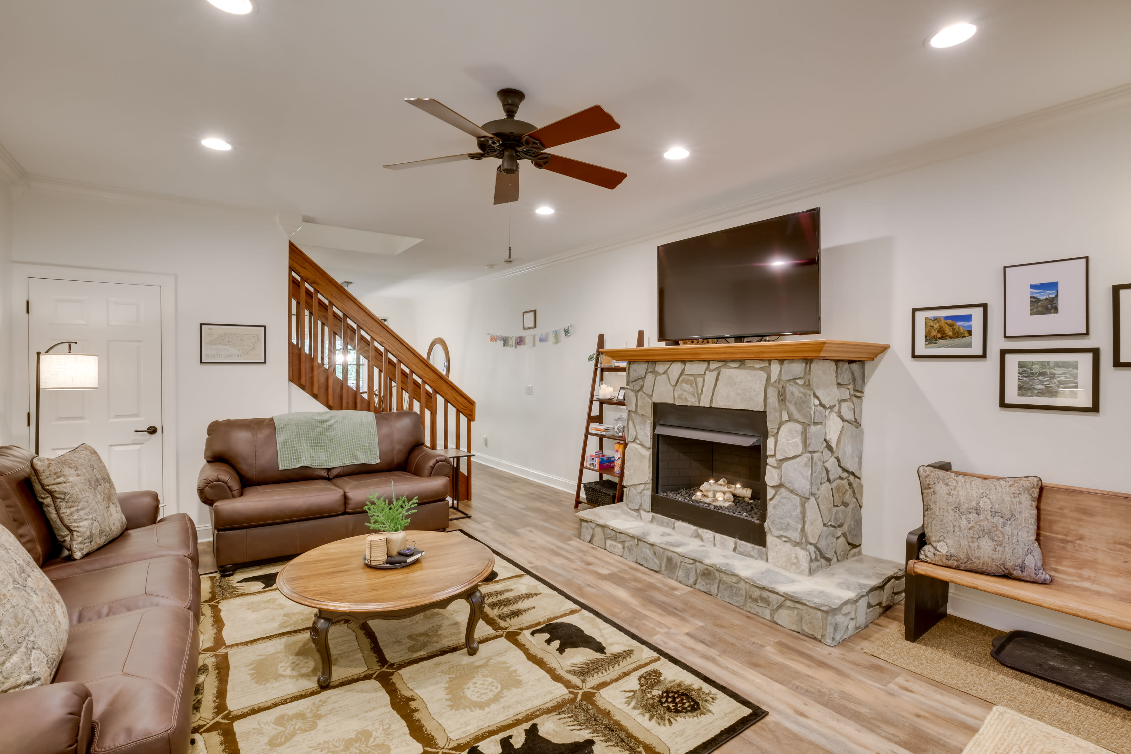 Living Room | 2-Story Cabin