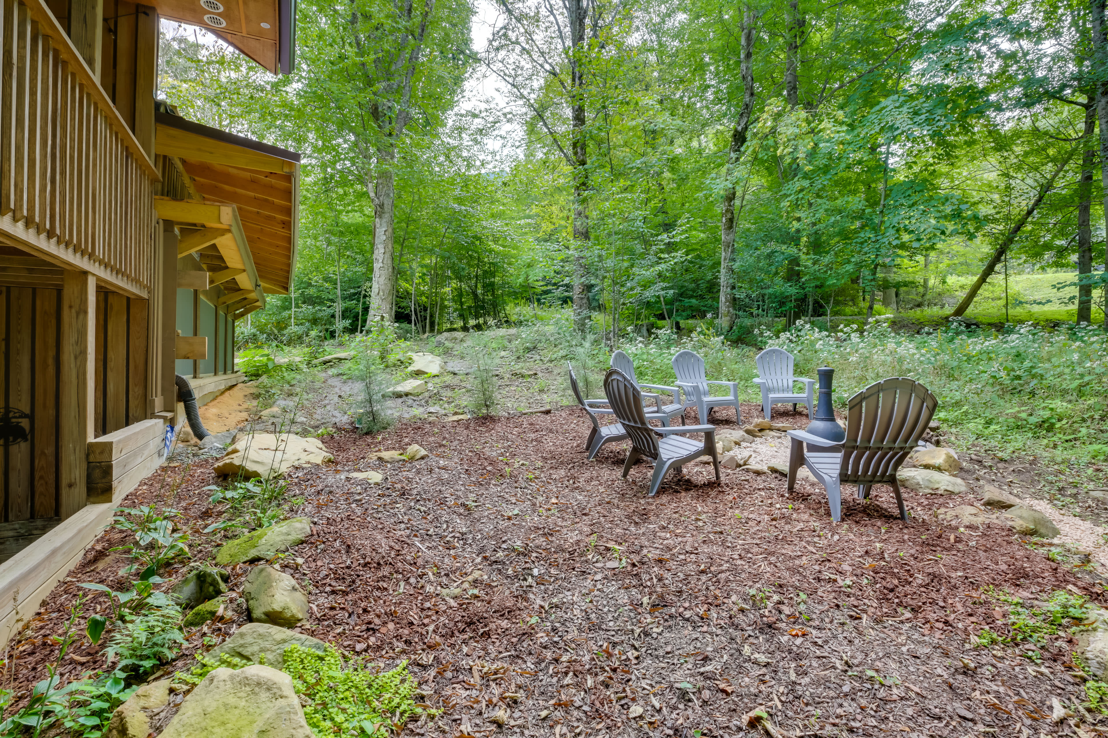 Backyard | Fire Pit | Hiking Trail Access On-Site