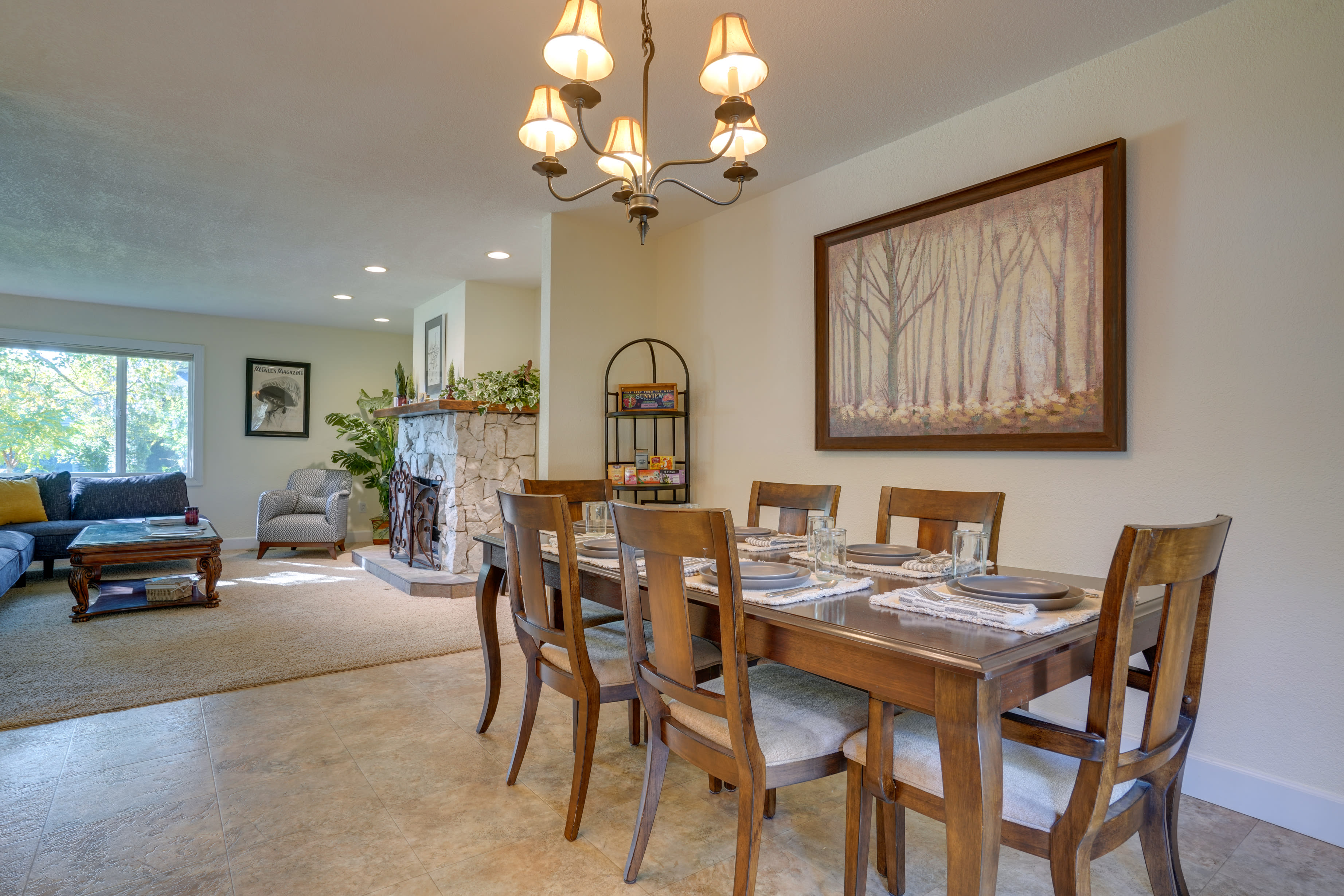 Dining Area | Dishware & Flatware Provided | Breakfast Bar w/ Additional Seating