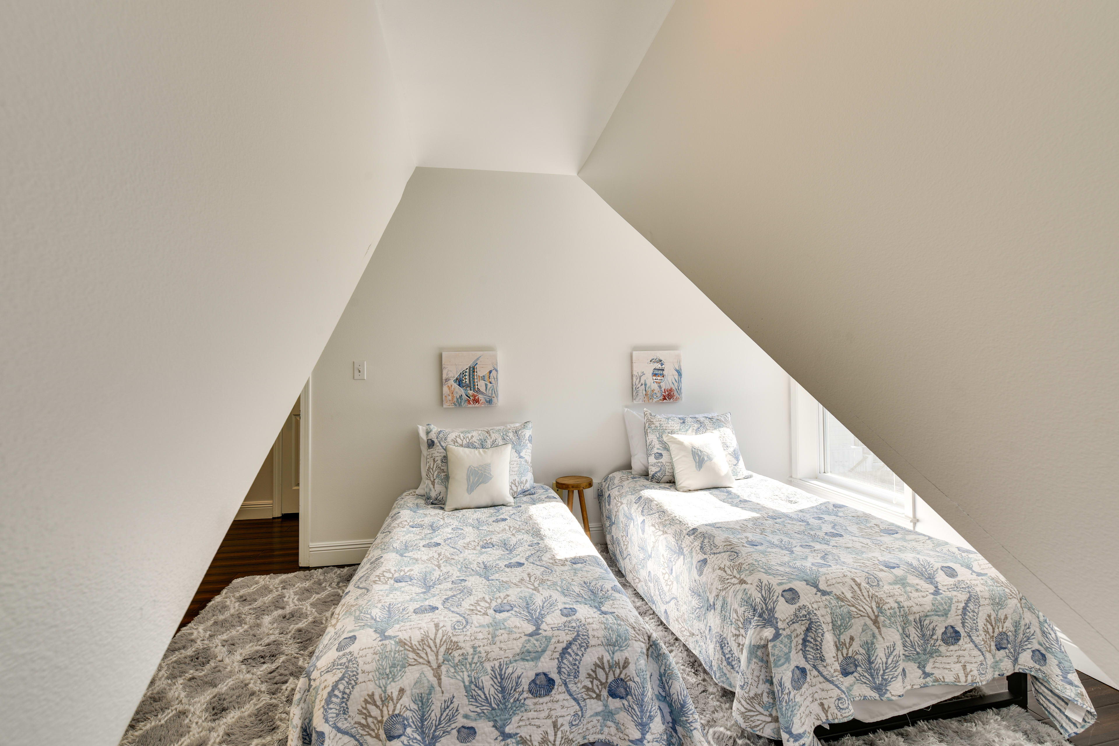 Bedroom 4 | 2 Twin Beds | 2nd Floor