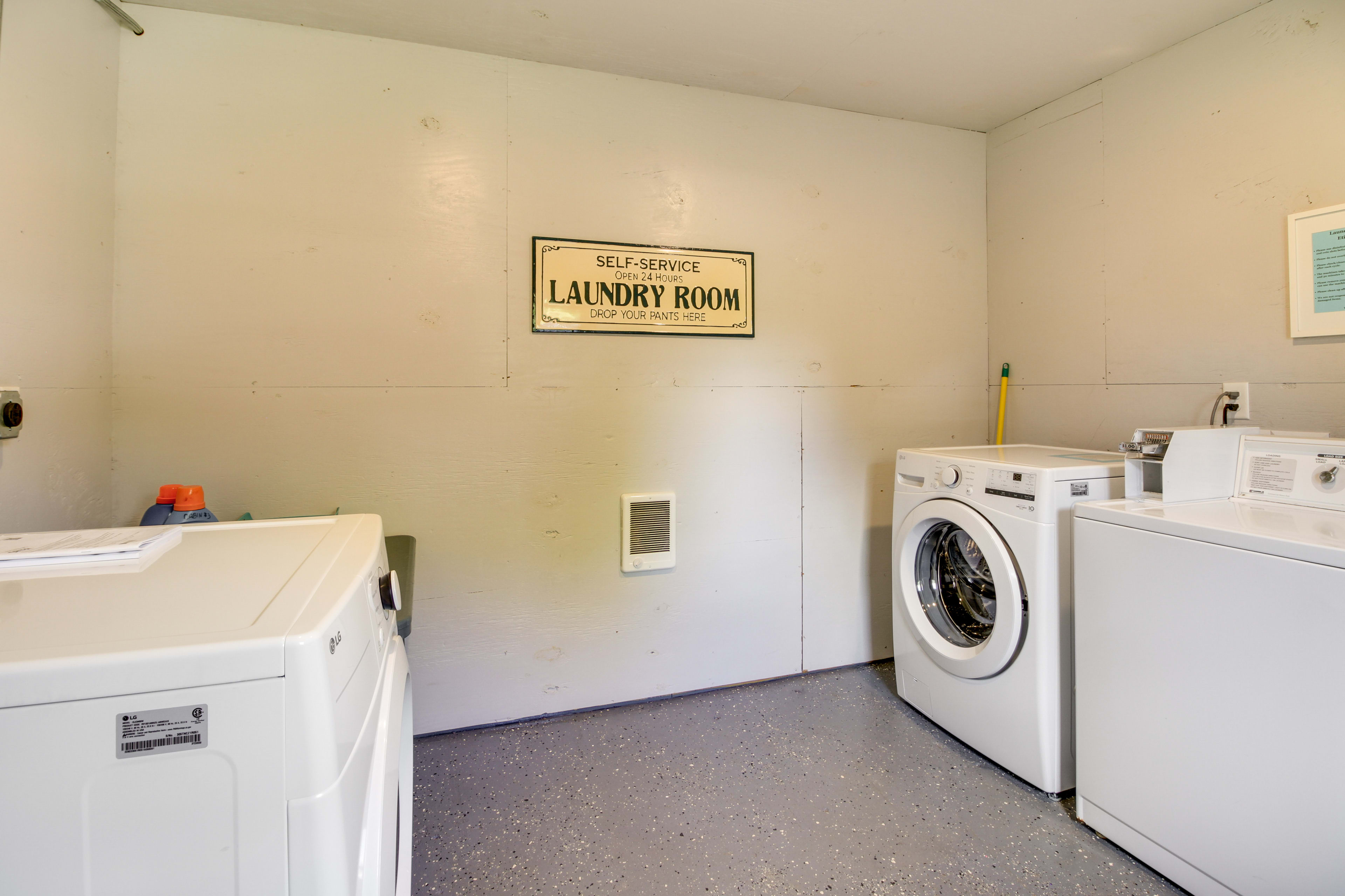 Lakecrest Resorts Amenities | Coin-Operated Laundry