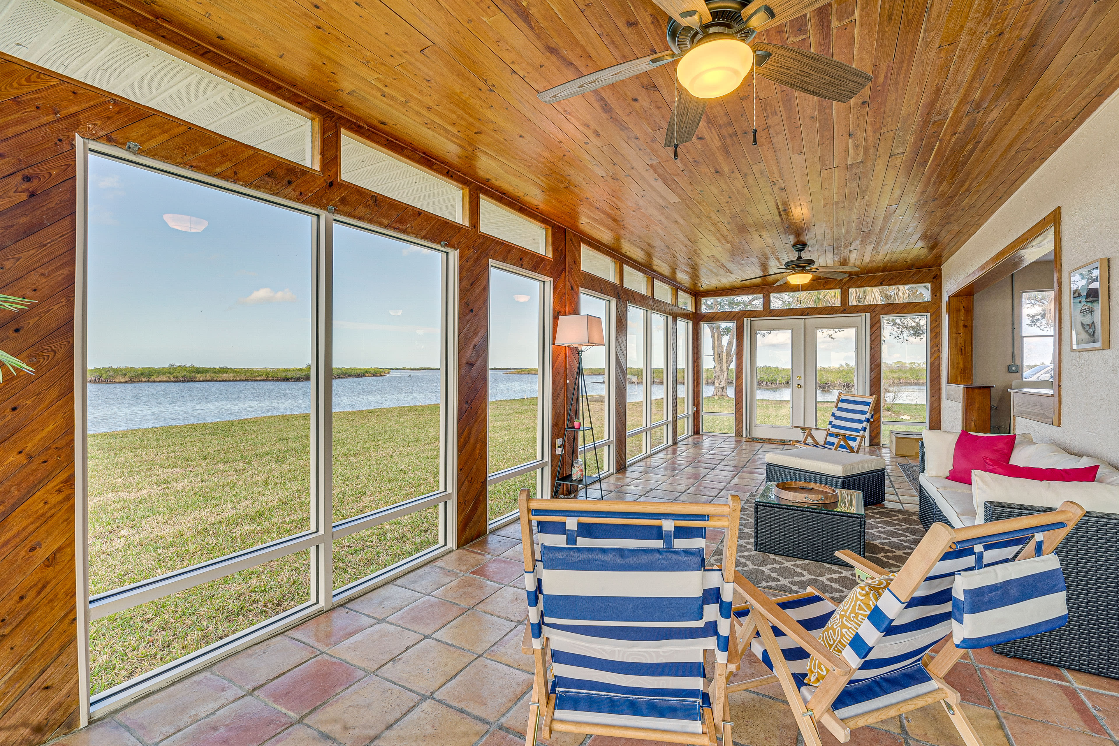 Florida Room | Seating | Ceiling Fans | Bay Views