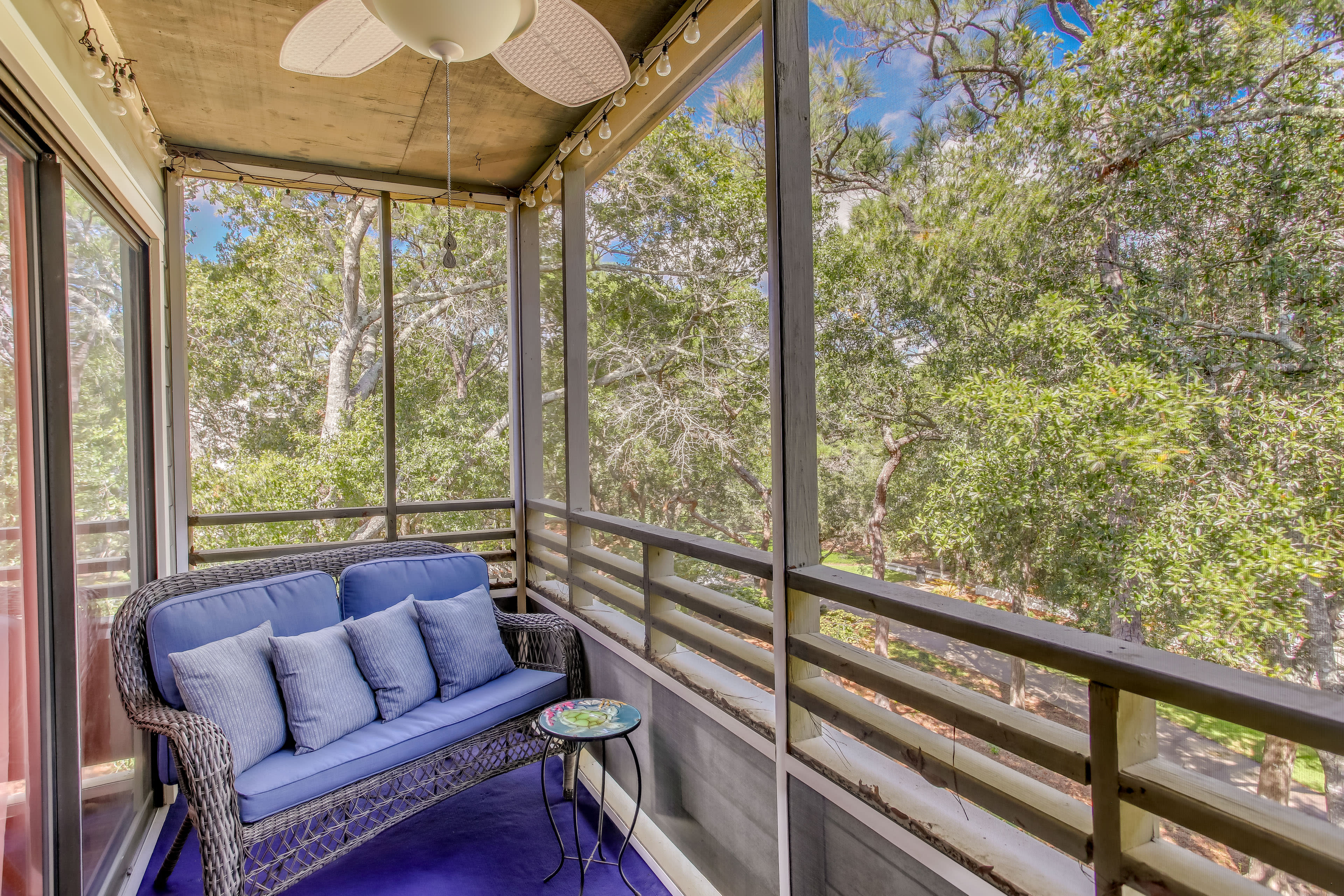 Private Balcony | Ceiling Fan