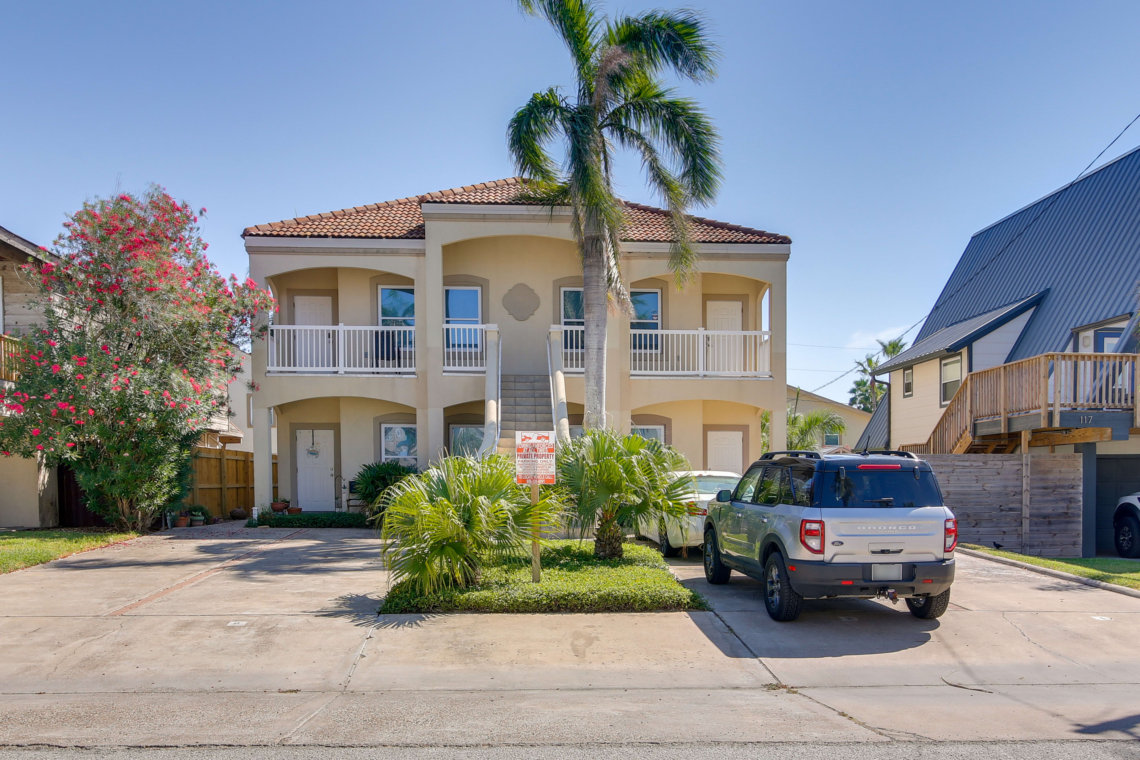 Driveway (2 Vehicles) | Street Parking (First-Come, First-Served)