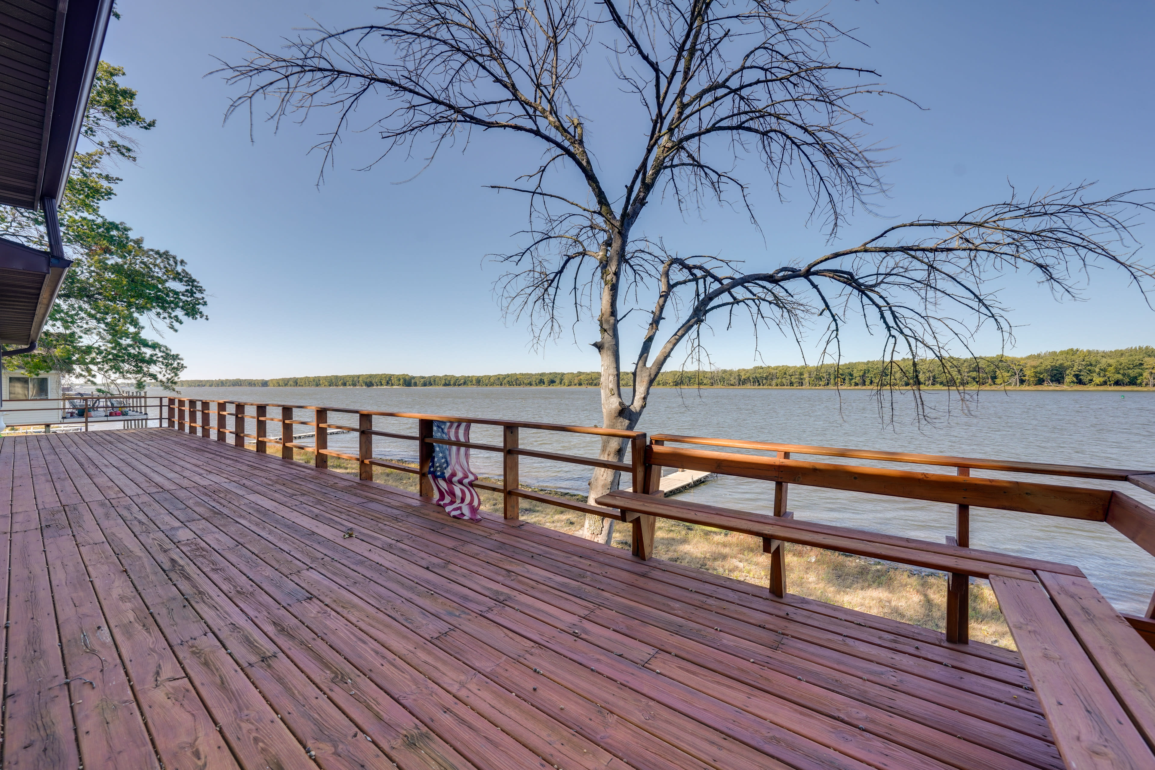 Cabin Exterior | Deck | River Views