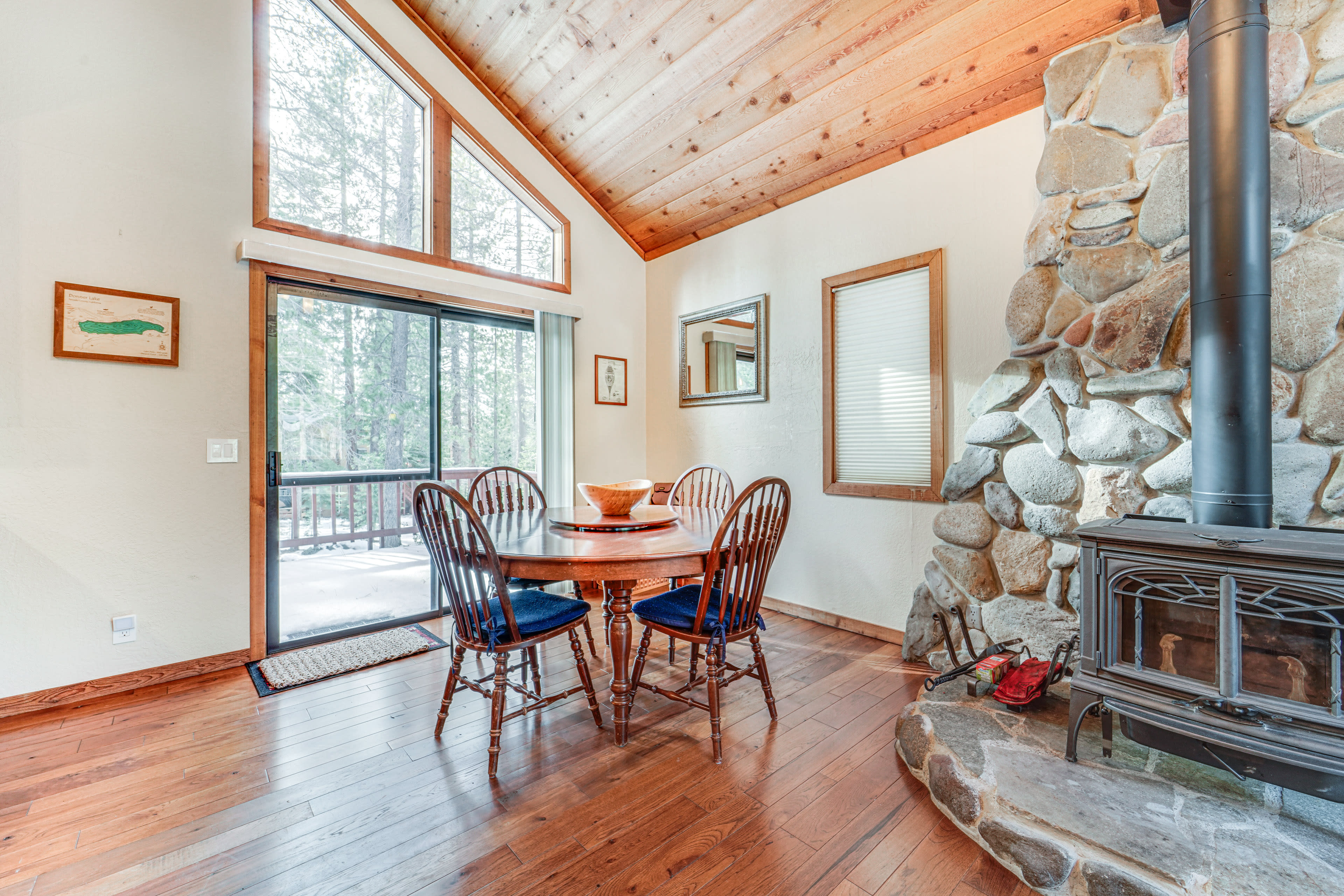 Dining Room | 1st Floor | Fully Equipped Kitchen