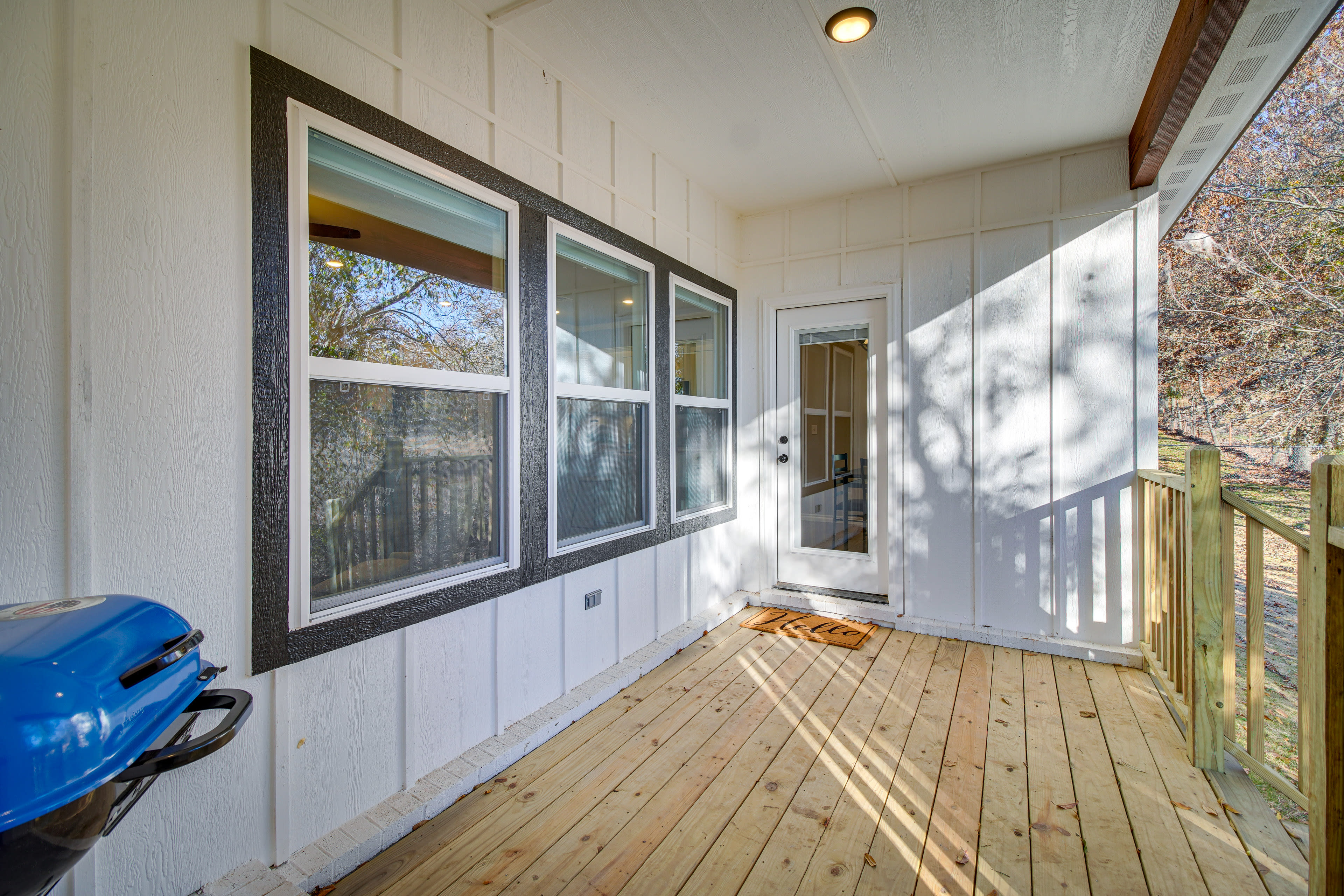 Covered Deck | Charcoal Grill