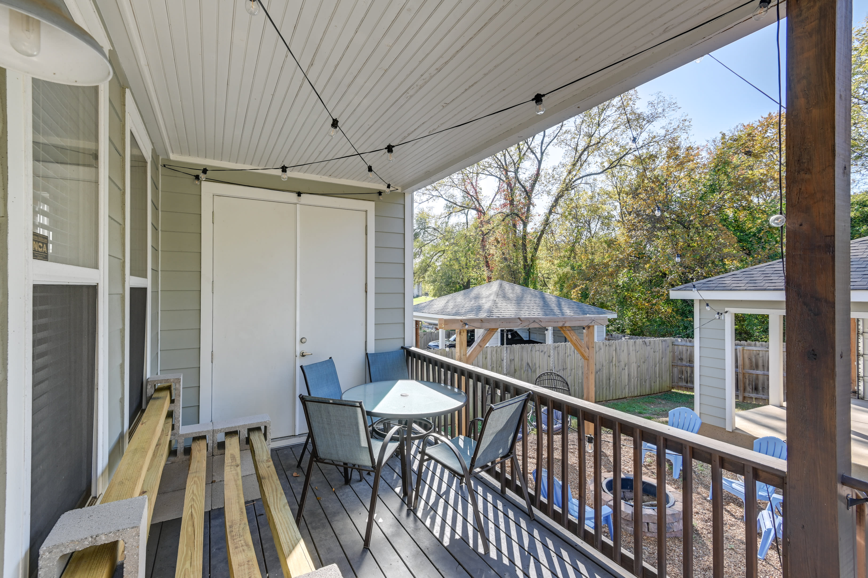 Deck | Outdoor Seating Areas