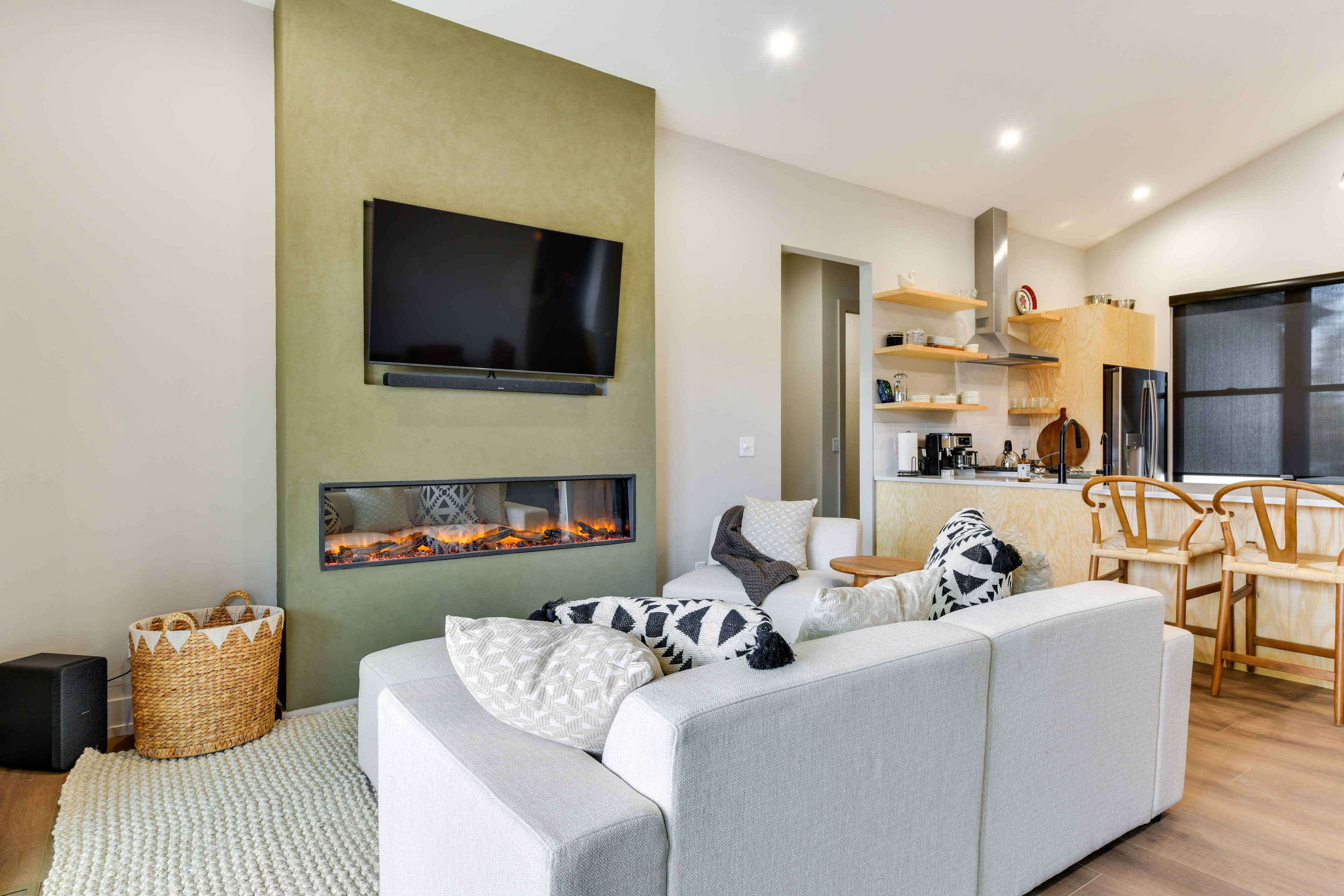 Living Room | Keyless Entry | Smart TV | Electric Fireplace