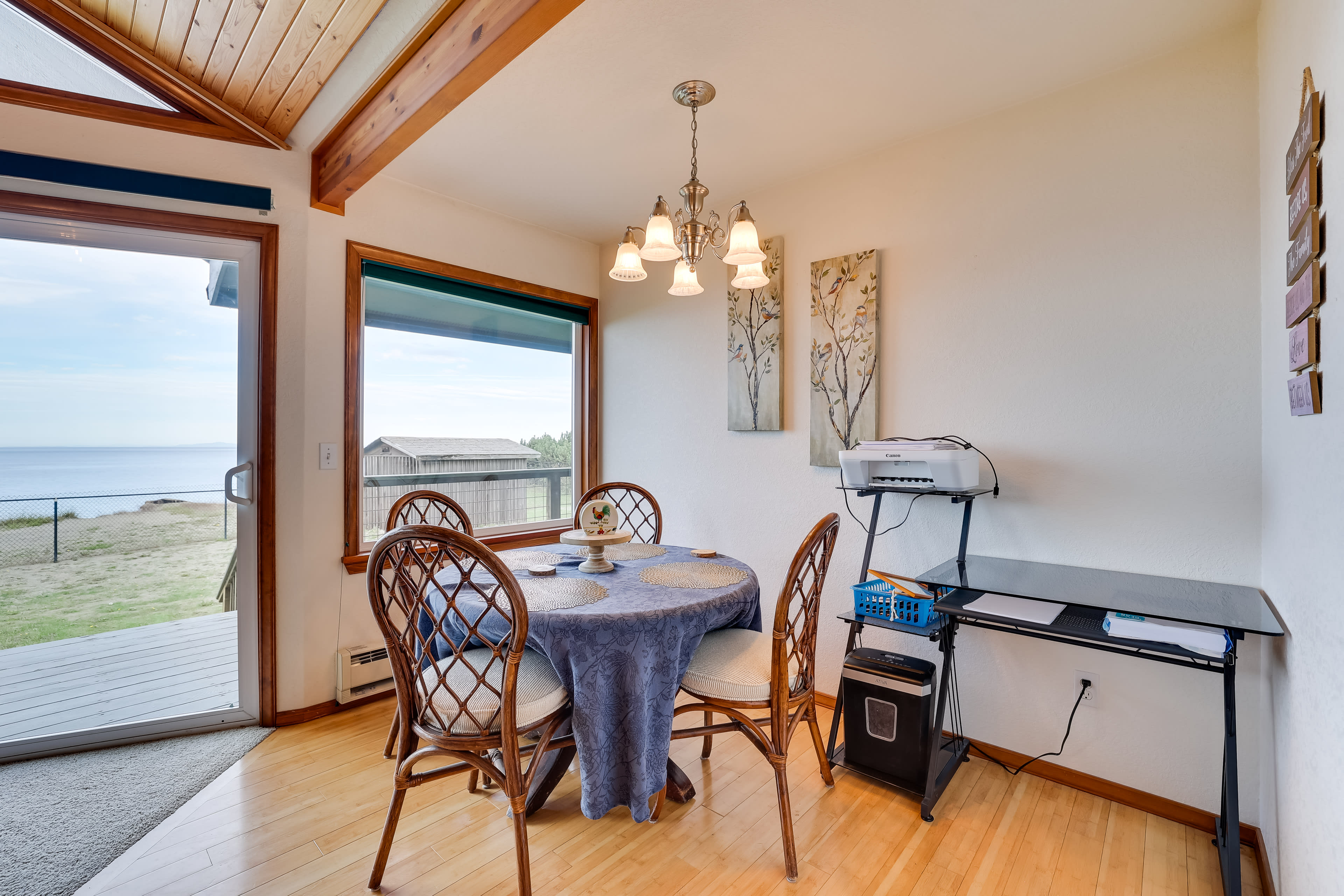 Dining Table | Dishware & Flatware | Workspace