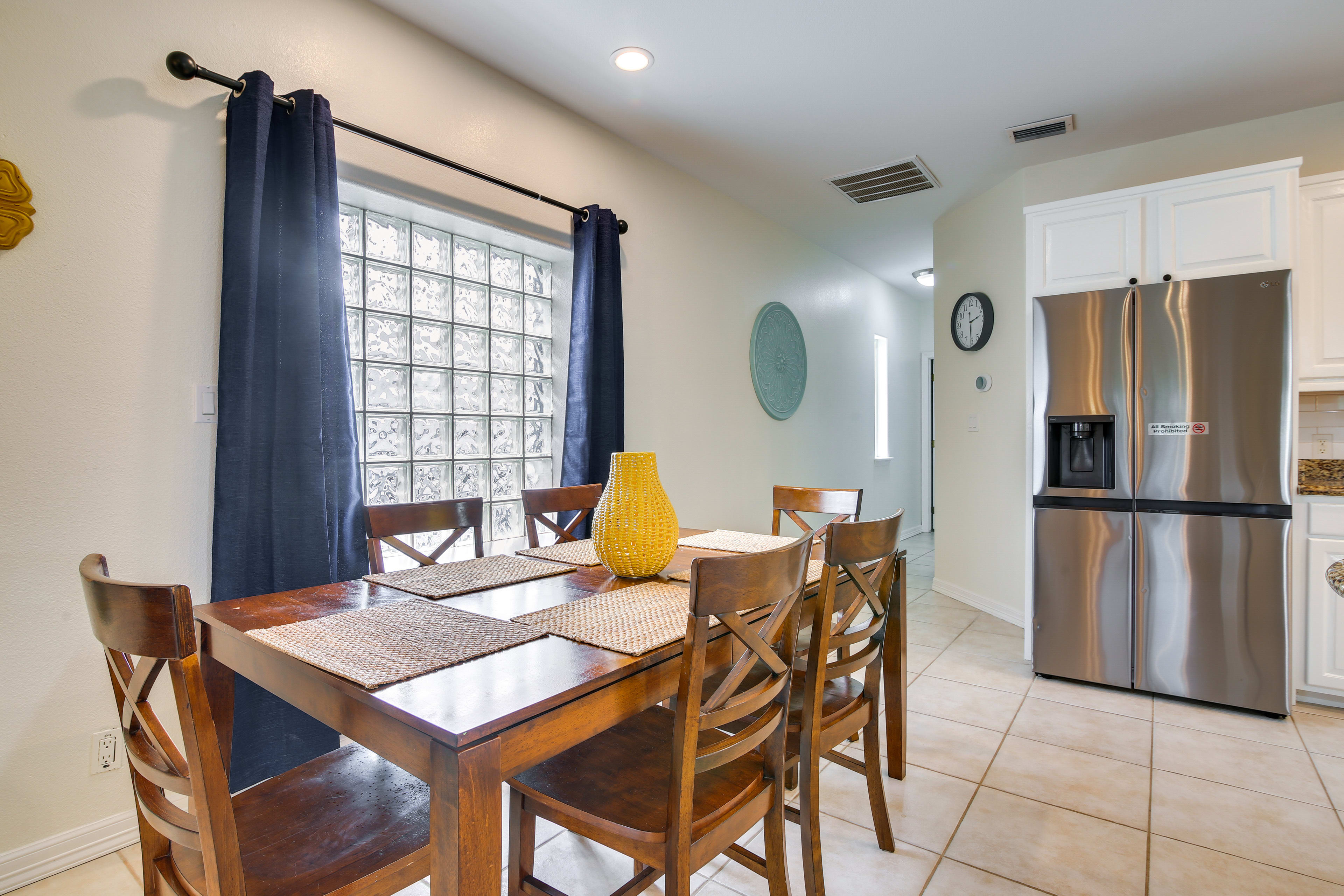 Dining Room | 2nd Floor | Fully Equipped Kitchen