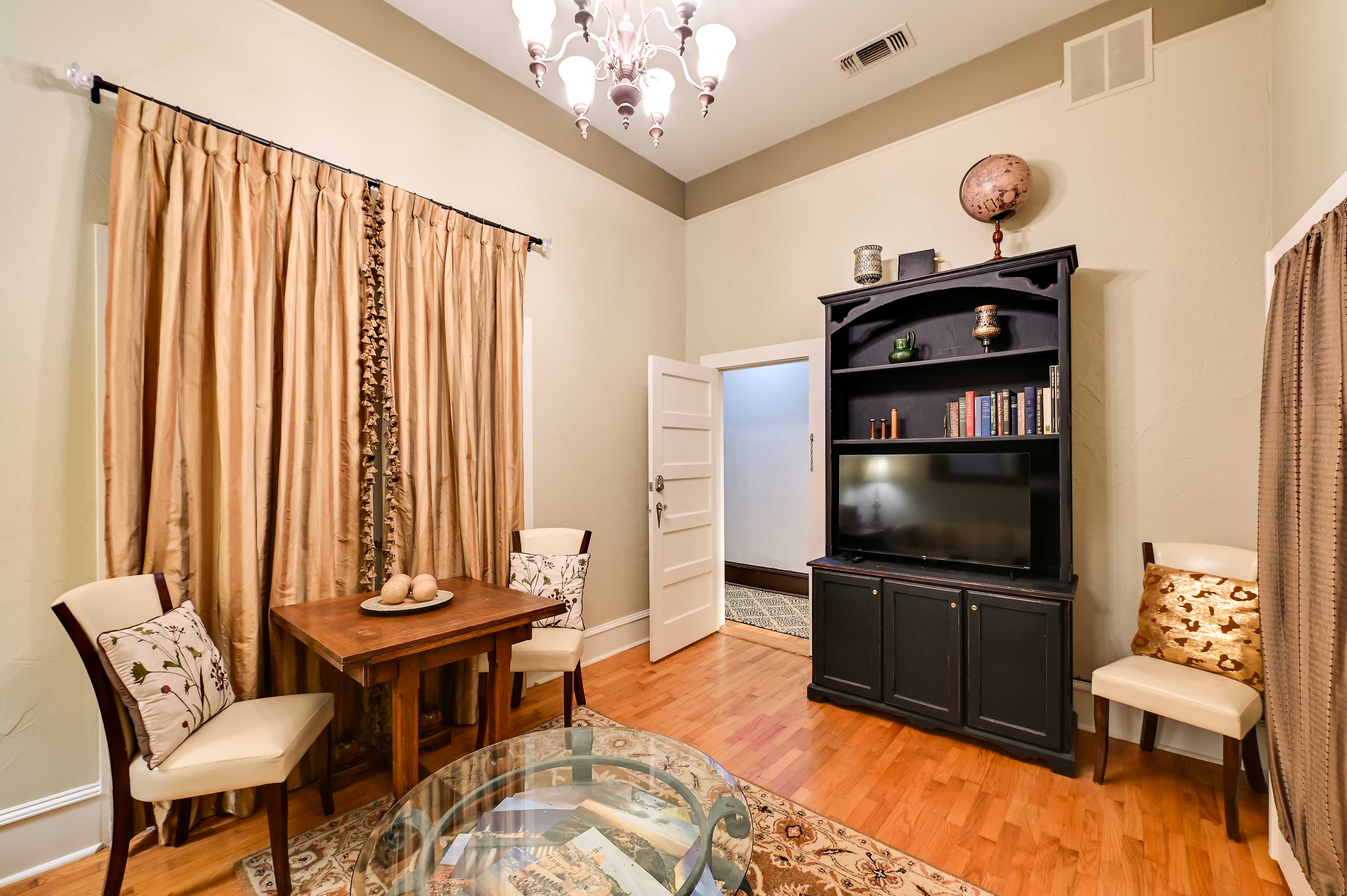 Living Room | 2nd-Floor Apartment