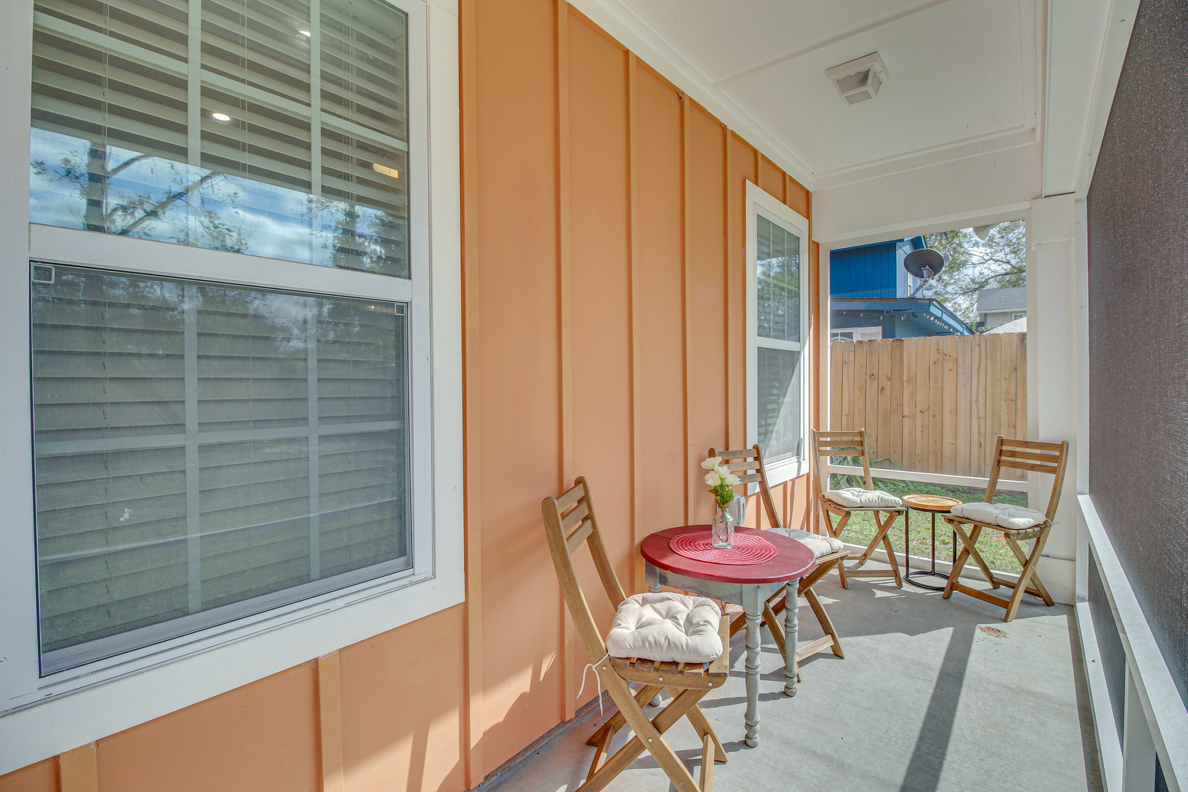 Screened Porch