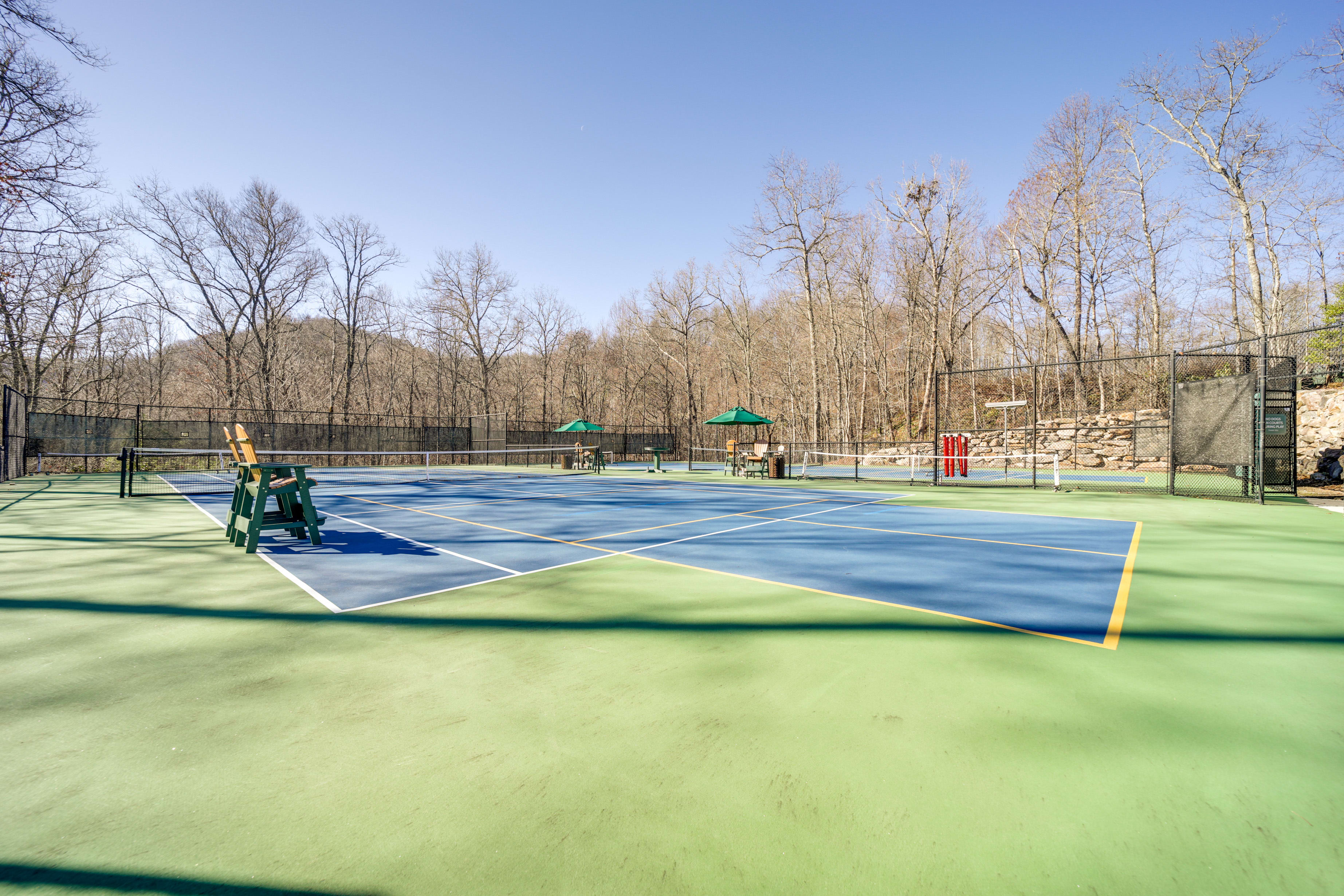 Tennis & Pickleball Courts