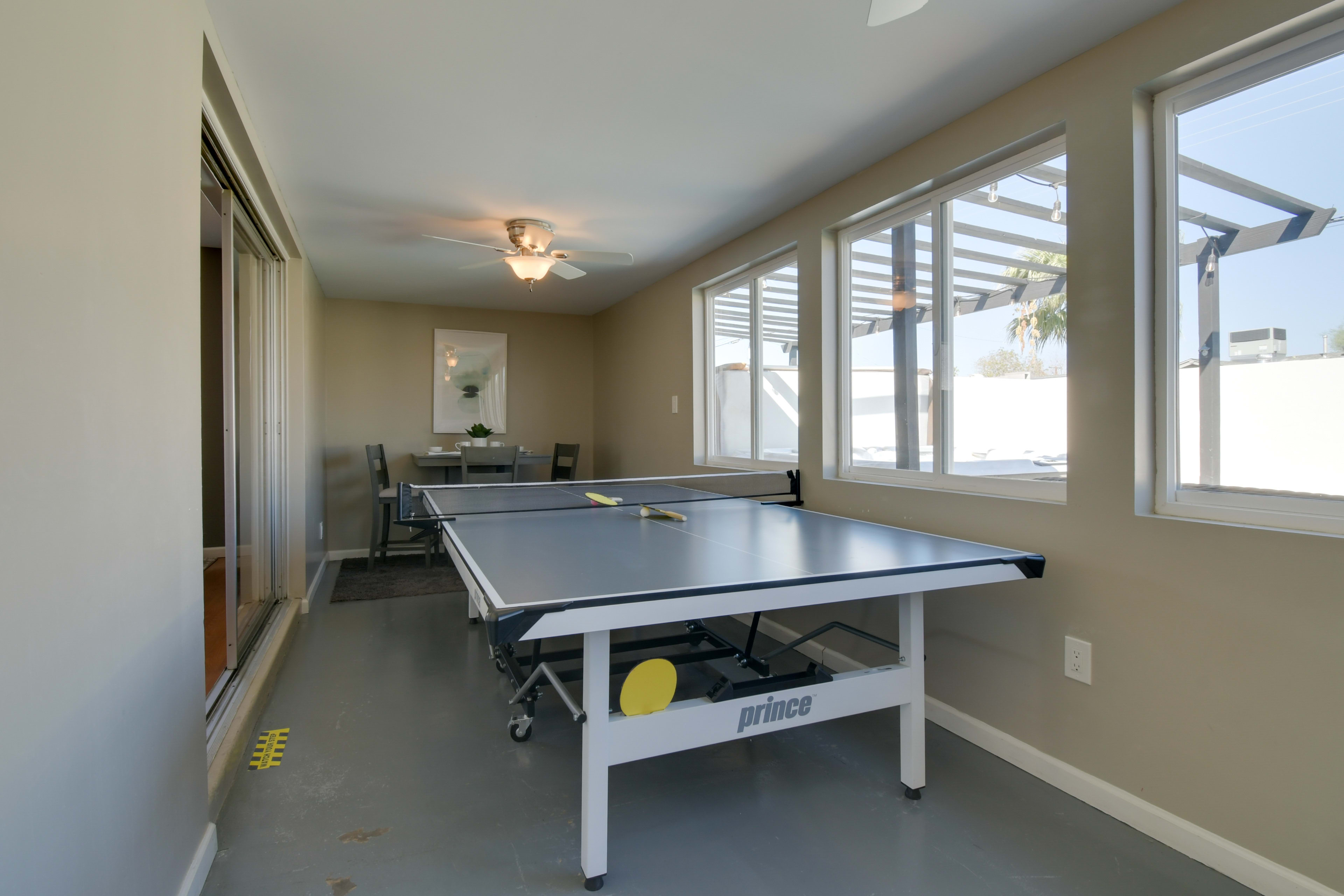 Sunroom | Washer & Dryer