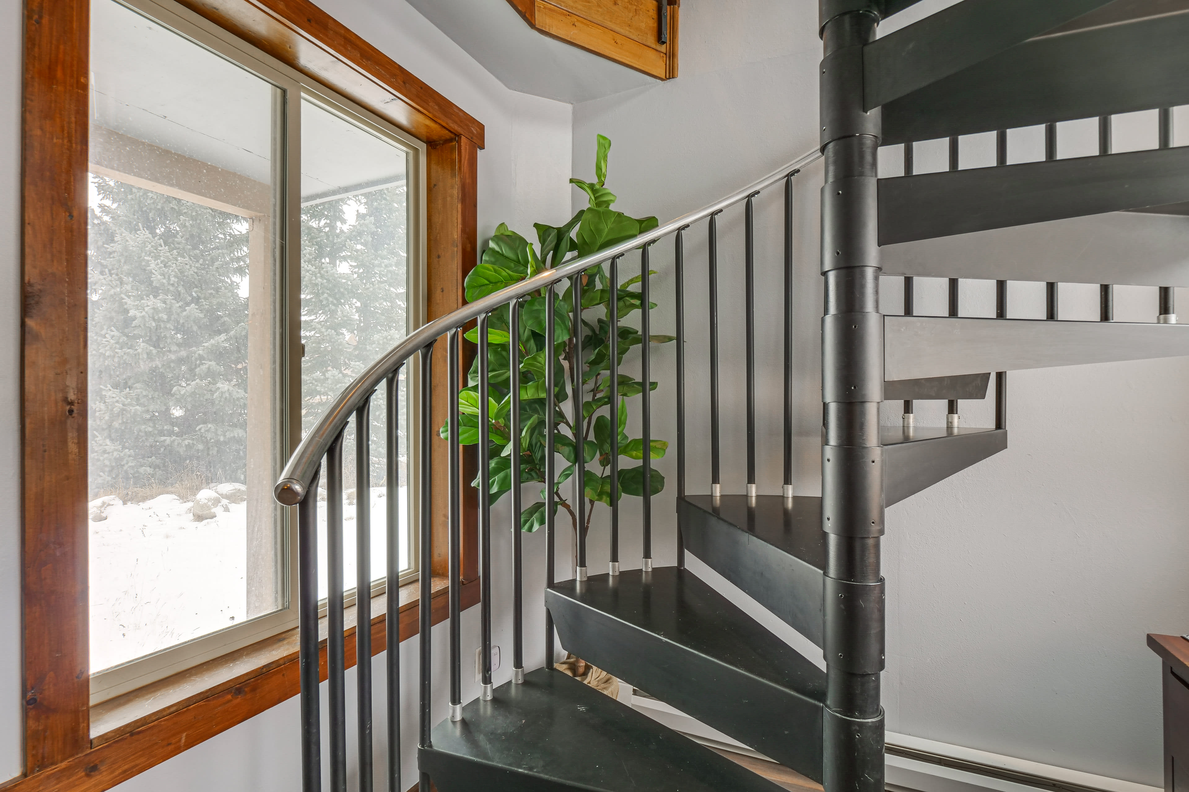 Spiral Staircase to Upper Level