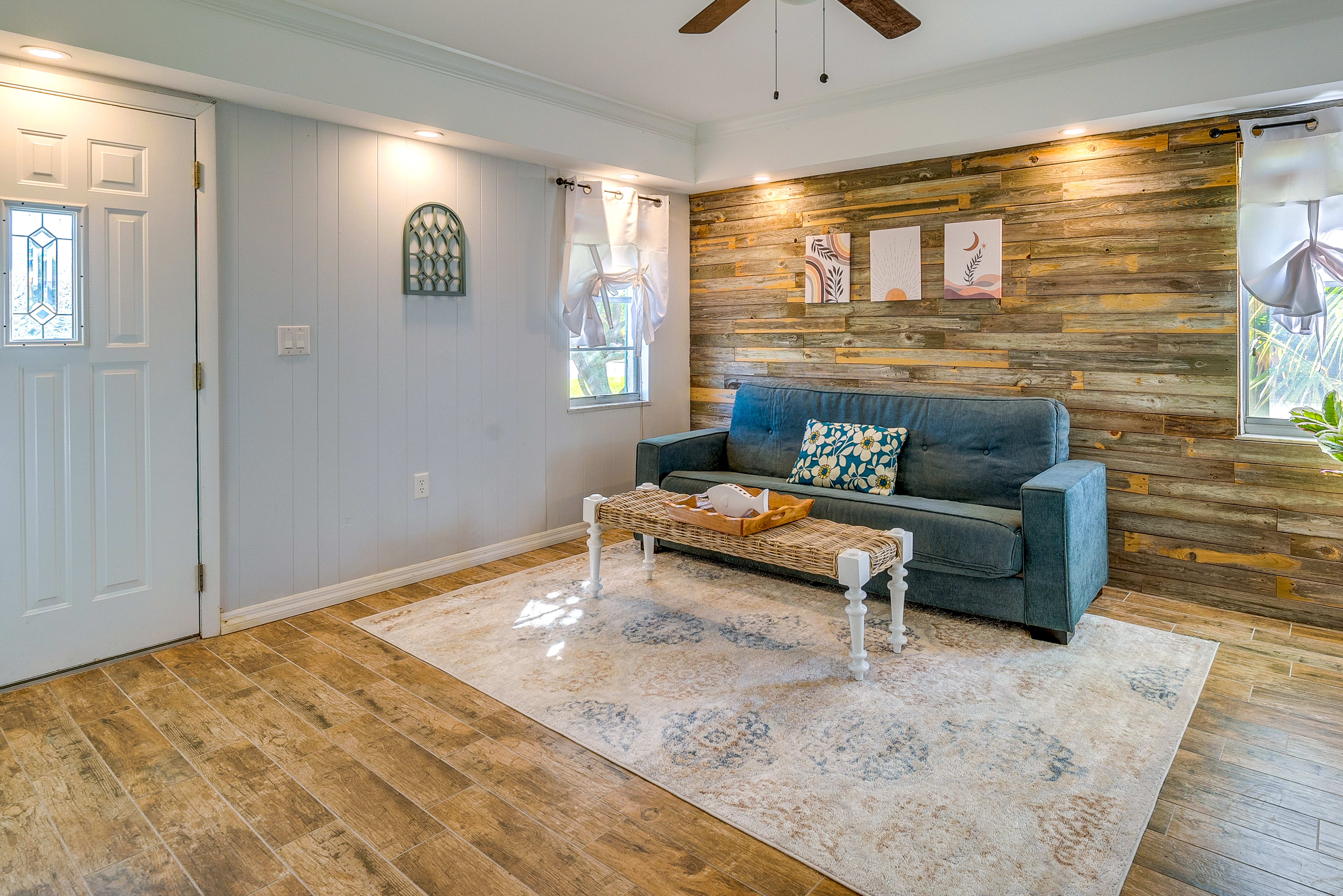 Downstairs Seating Area | 1st Floor | Futon | Sleeper Chair