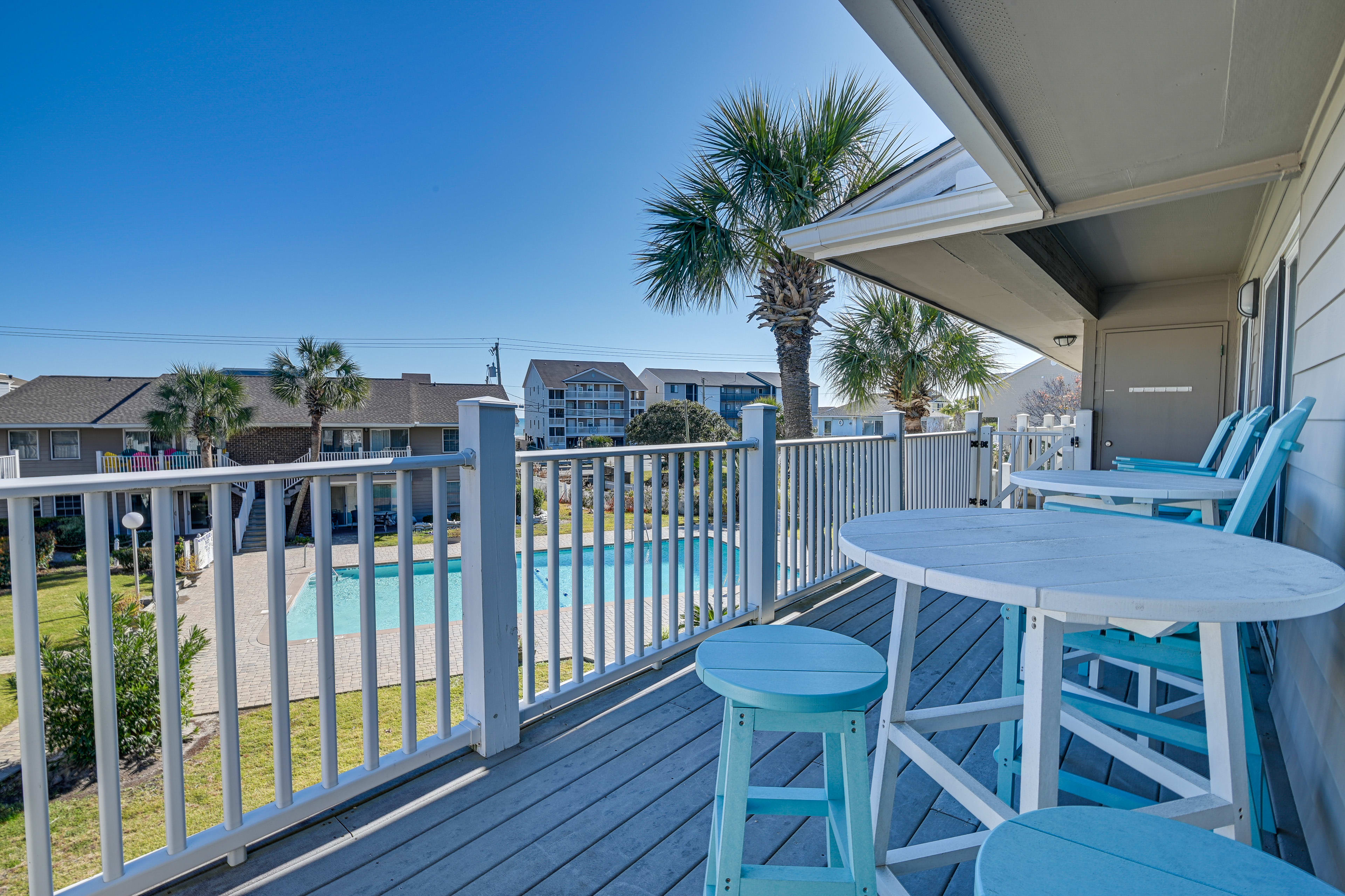 Surfside Beach Vacation Rental | 3BR | 2BA | 1,275 Sq Ft | Staircase to Enter