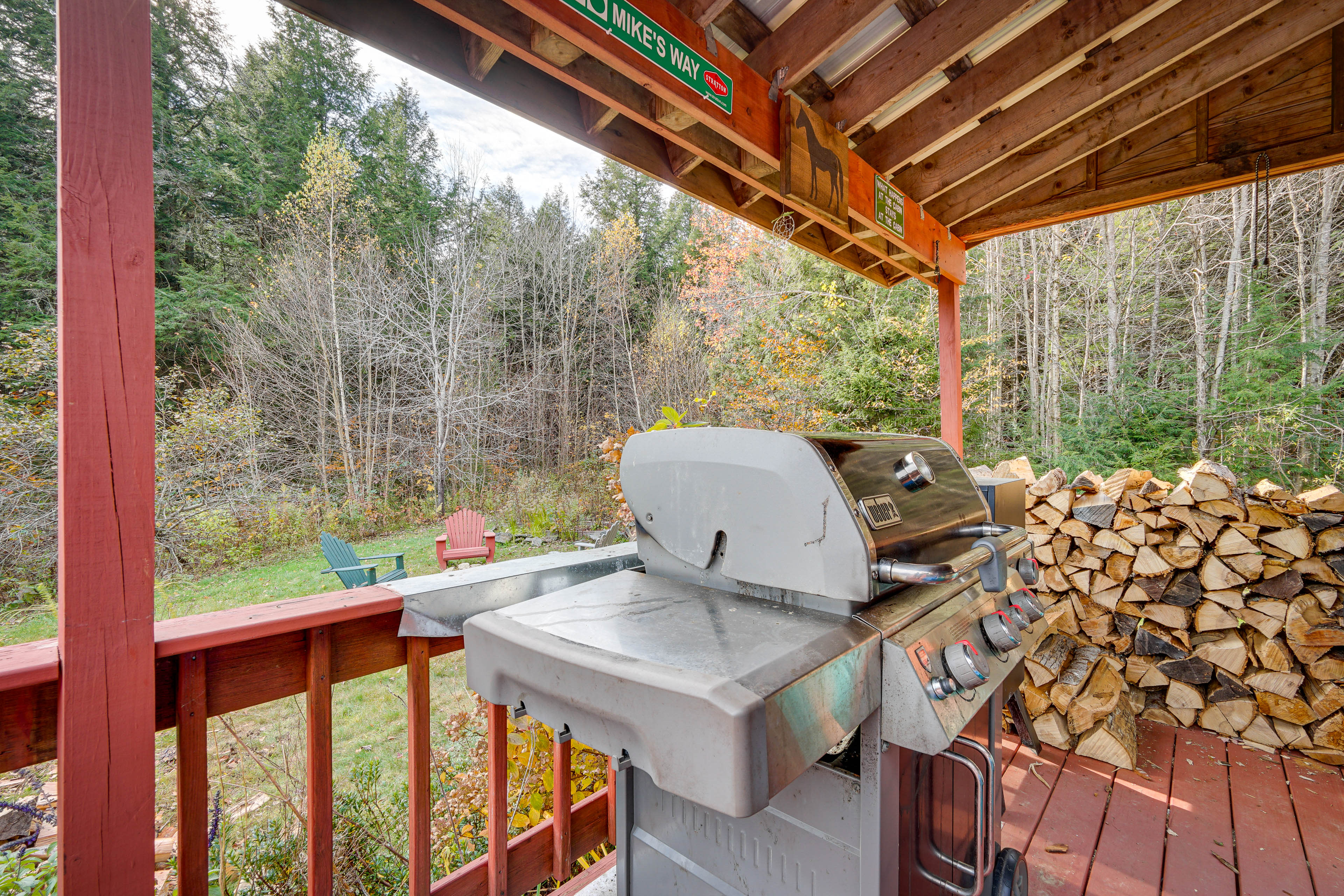 Wraparound Deck | Gas Grill (Propane Provided)