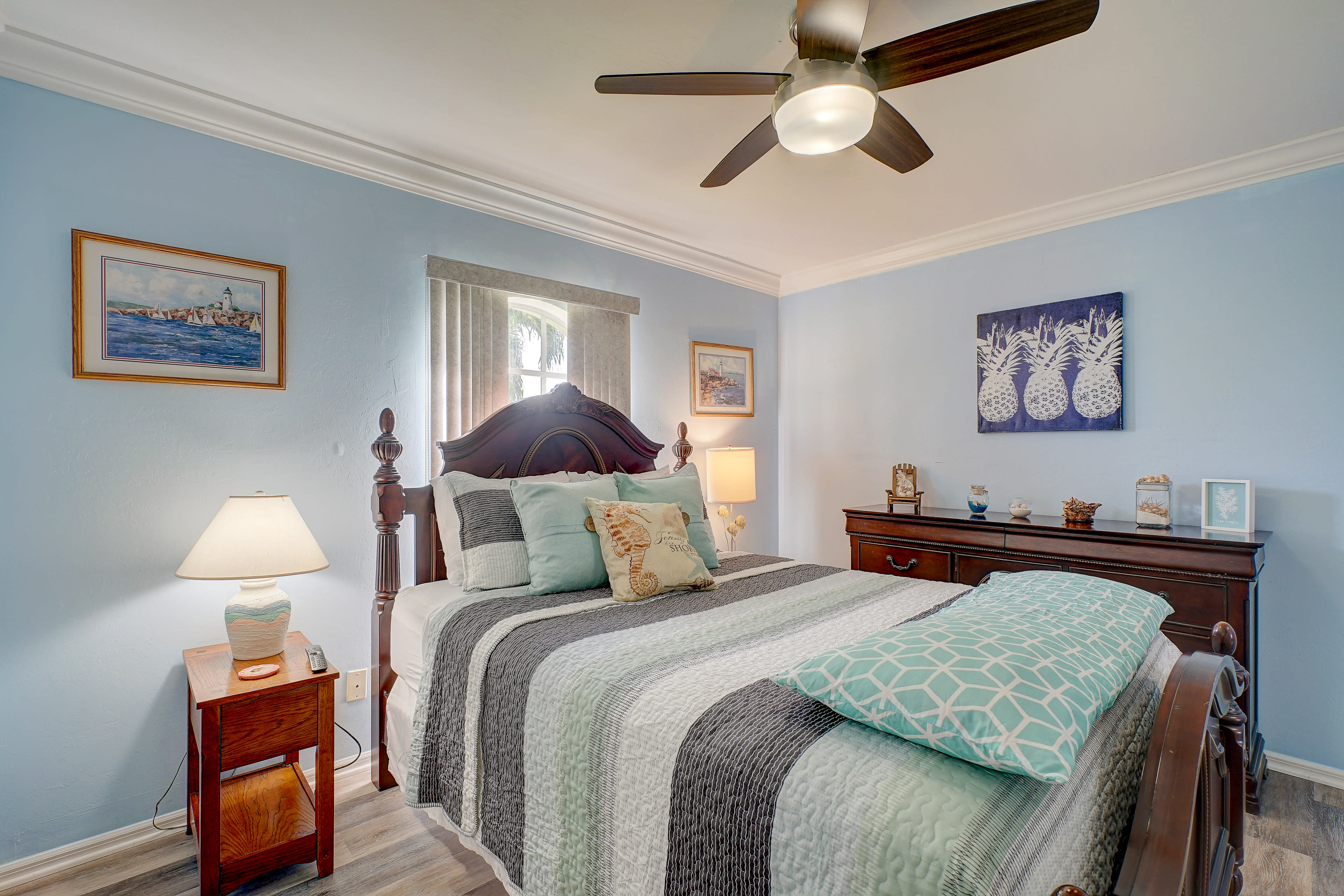 Bedroom 3 | Queen Bed | Ceiling Fans