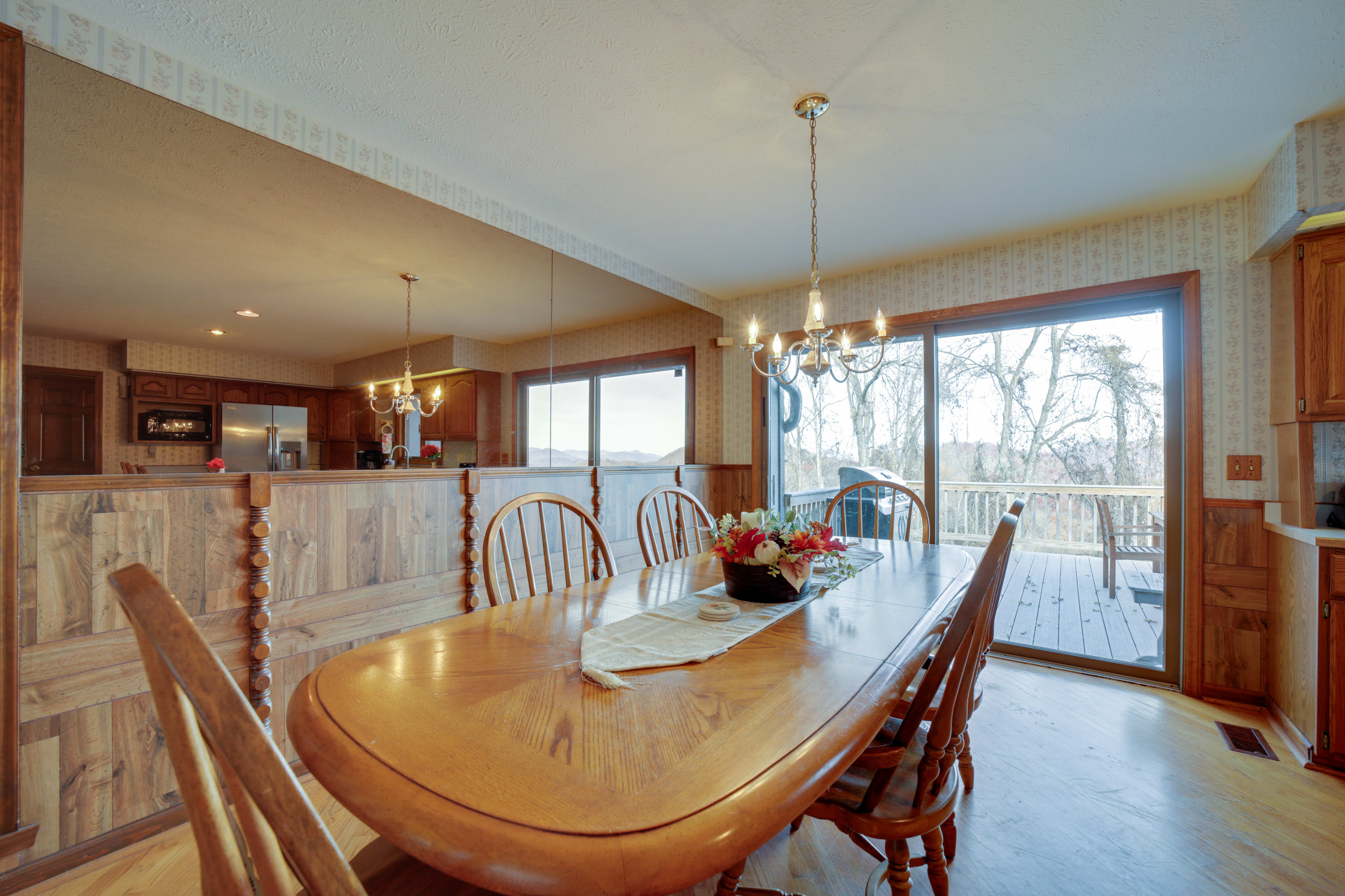 Dining Area | Dishware + Flatware