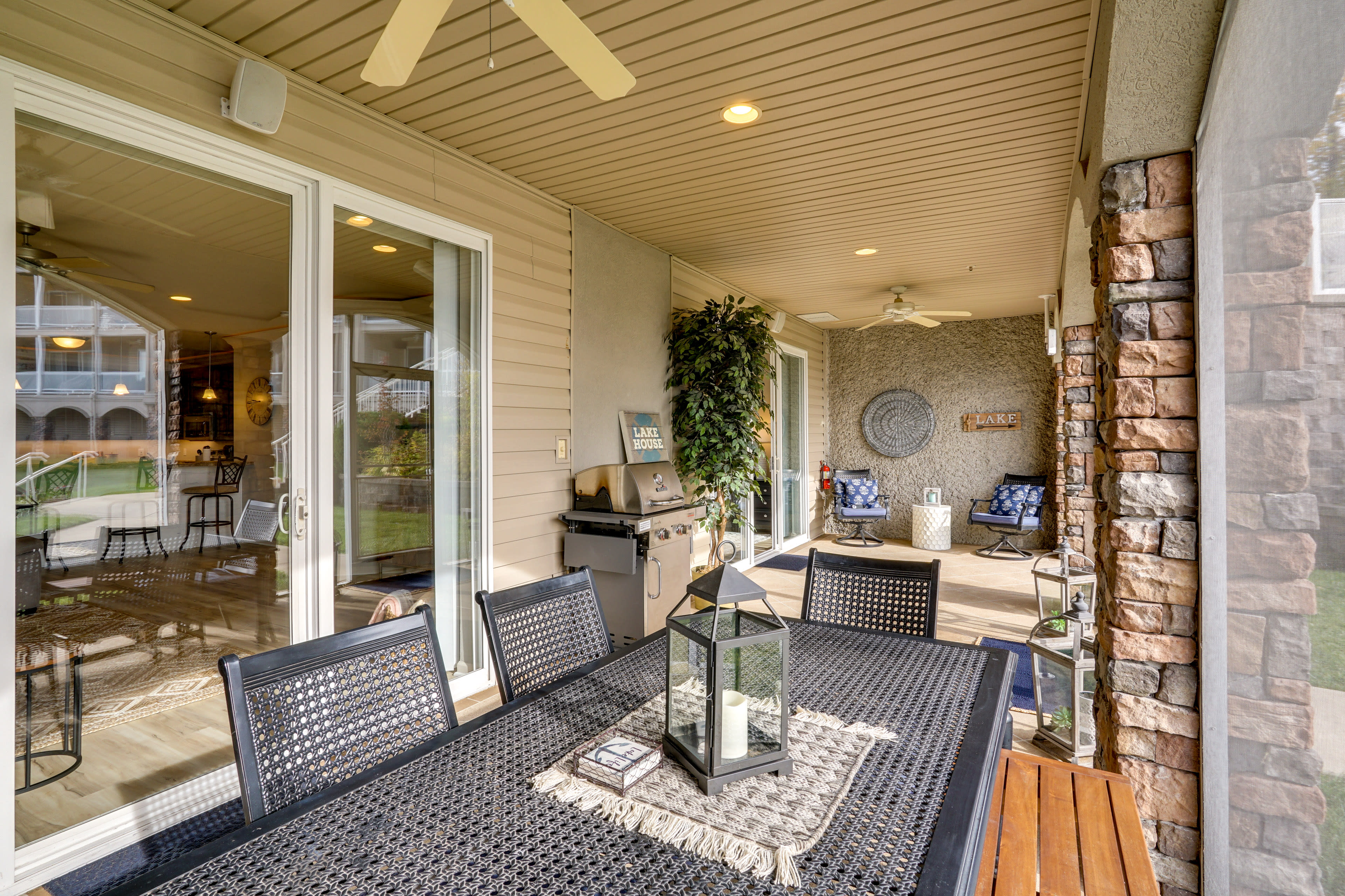 Screened-In Patio | Outdoor TVs | Gas Grill