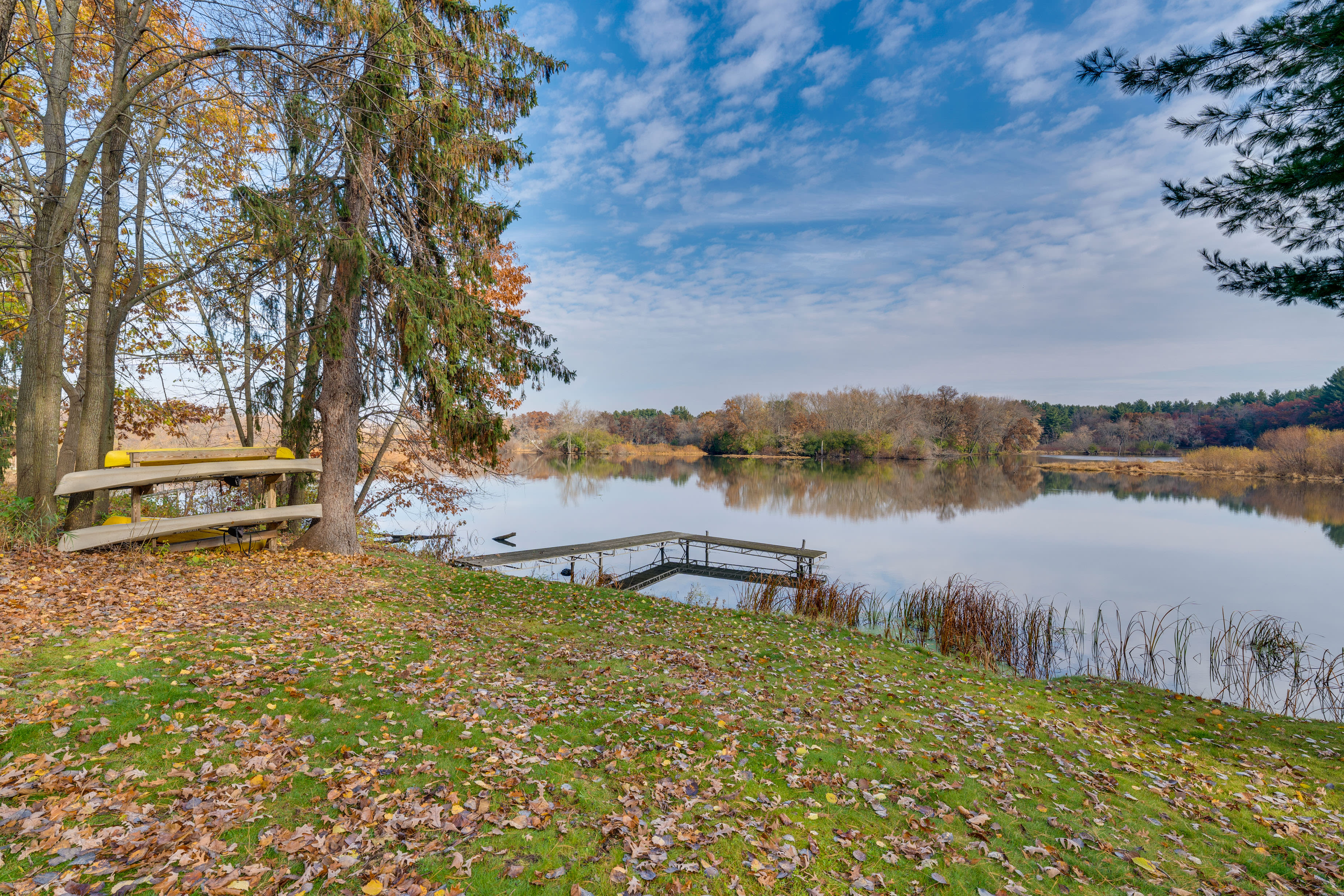 Cabin Exterior | 4 Seasonal Kayaks | Private Dock | Decatur Lake Access