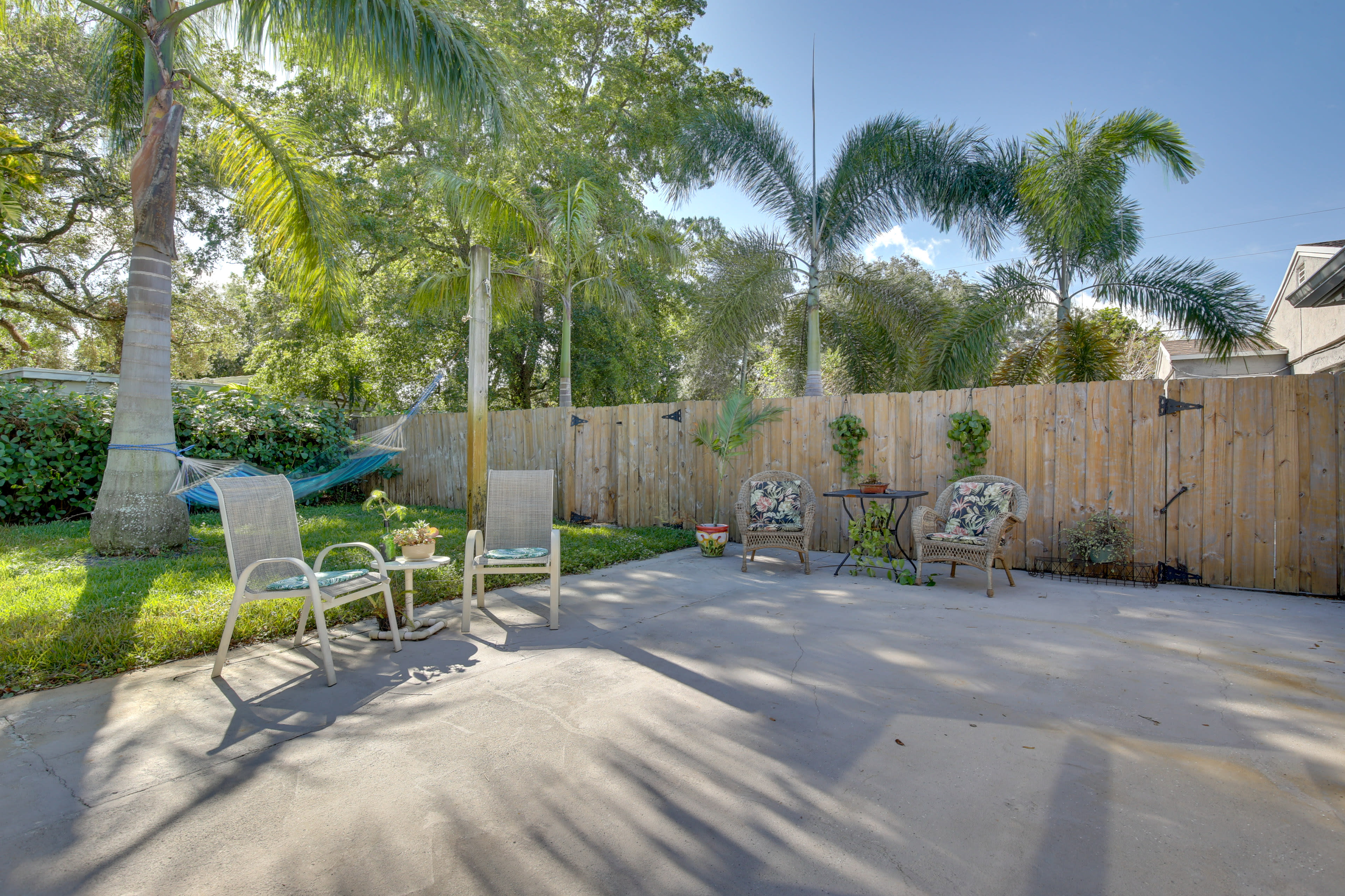 Patio | Outdoor Dining Area | Lounge Chairs | Fire Pit