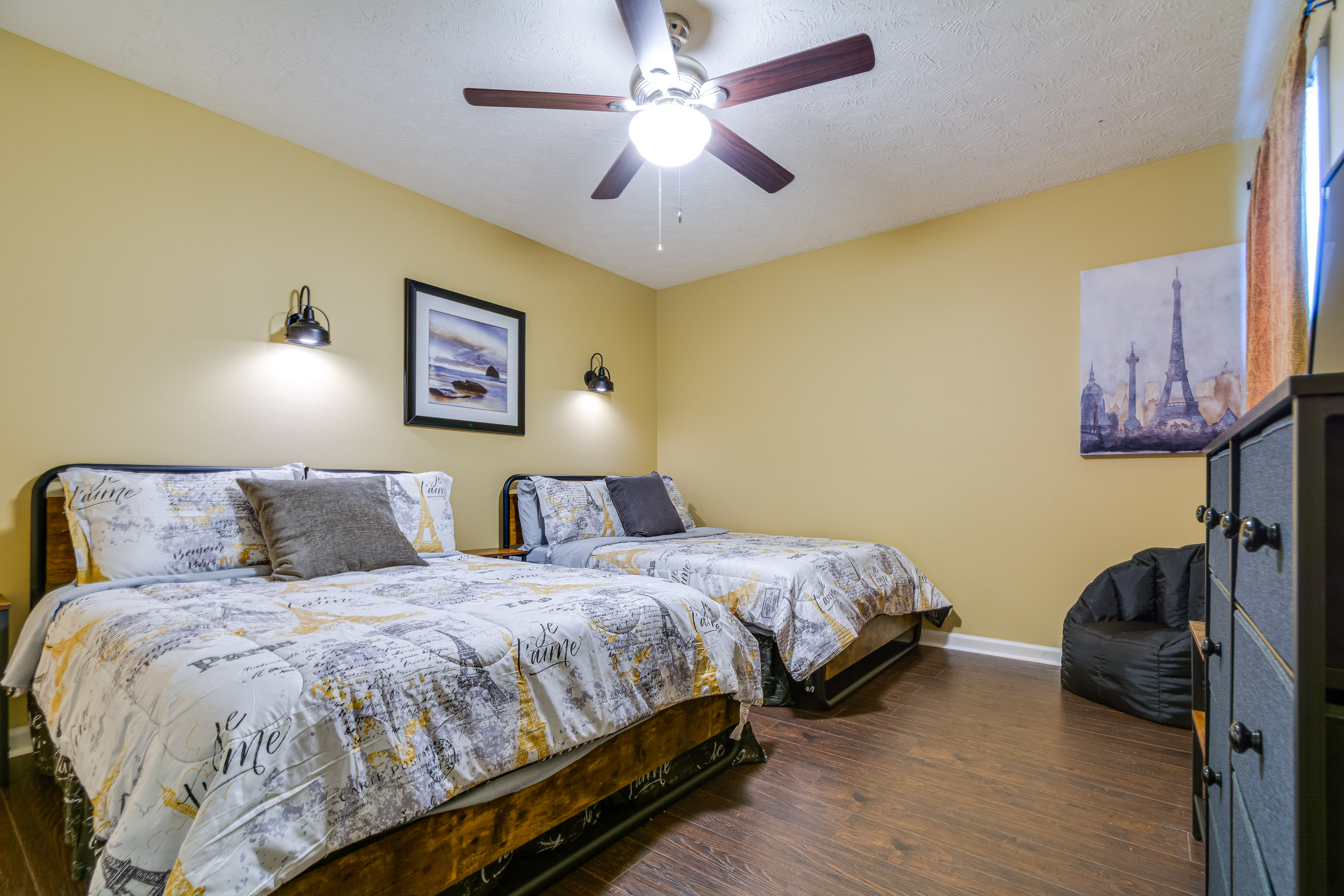 Bedroom 3 | 2 Full Beds | Queen Air Mattress Available