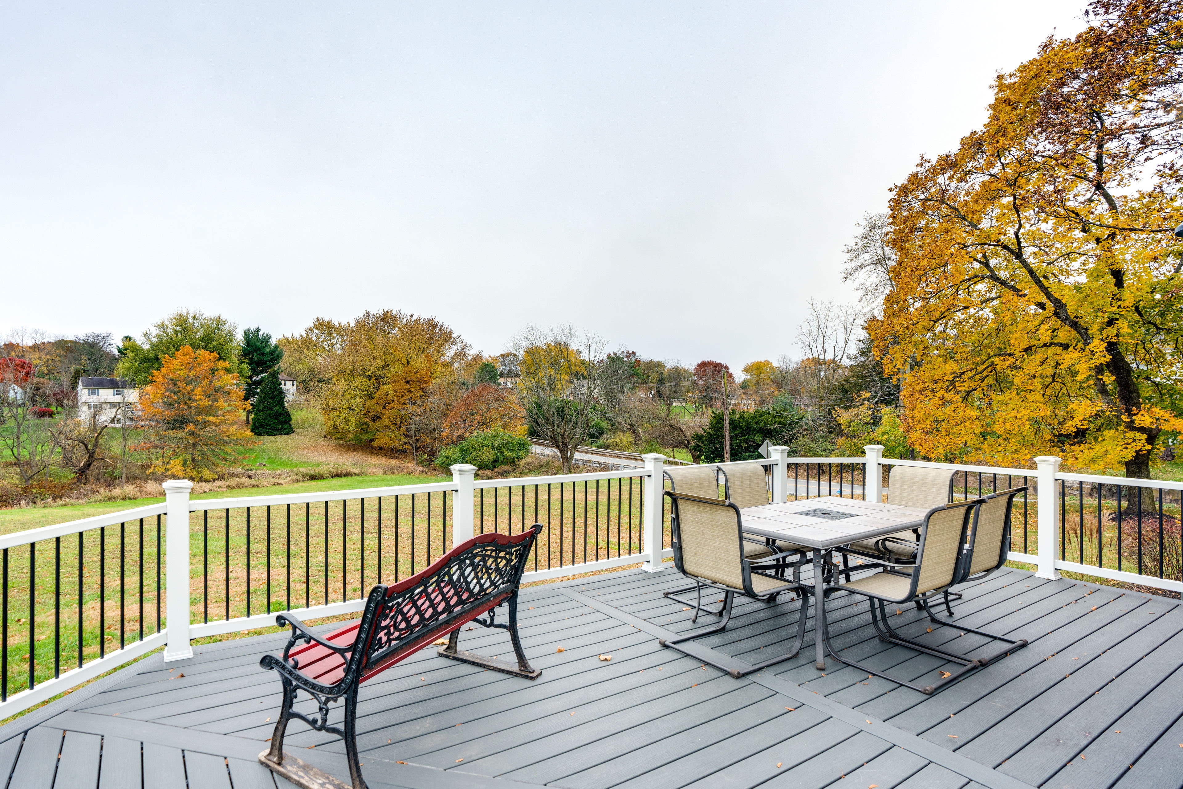 Deck | Seating & Dining | Landscape Views