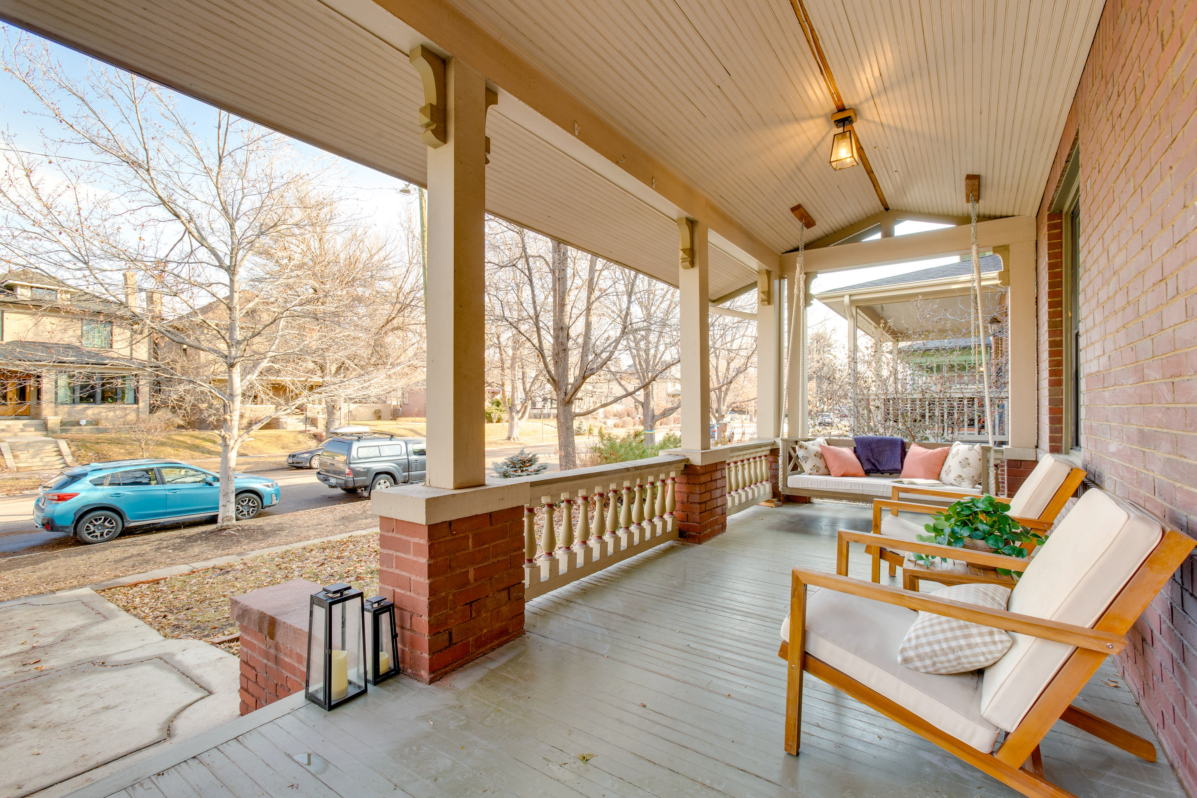 Front Porch | Private Entrance