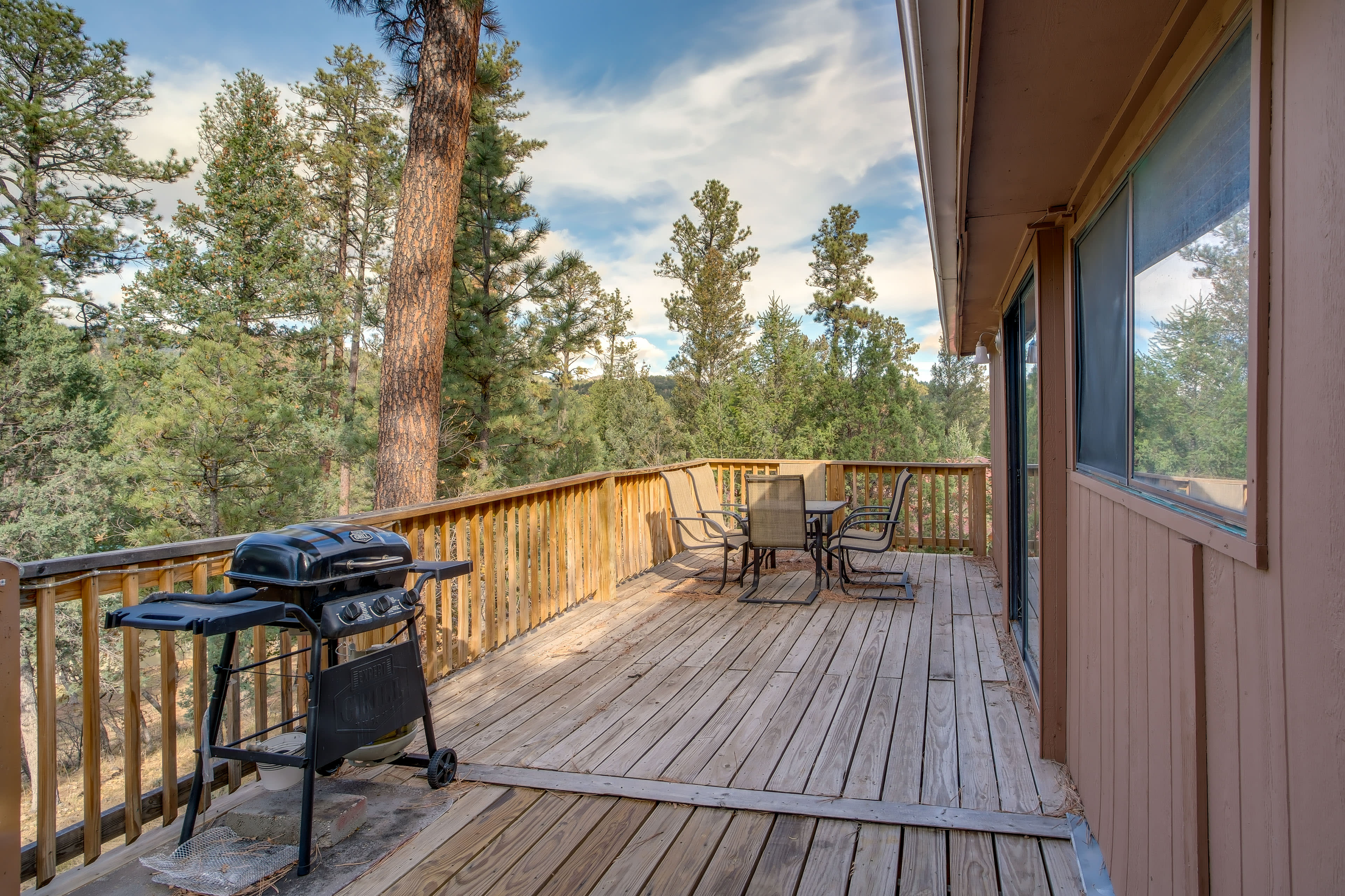 Private Deck | Gas Grill | Mountain Views