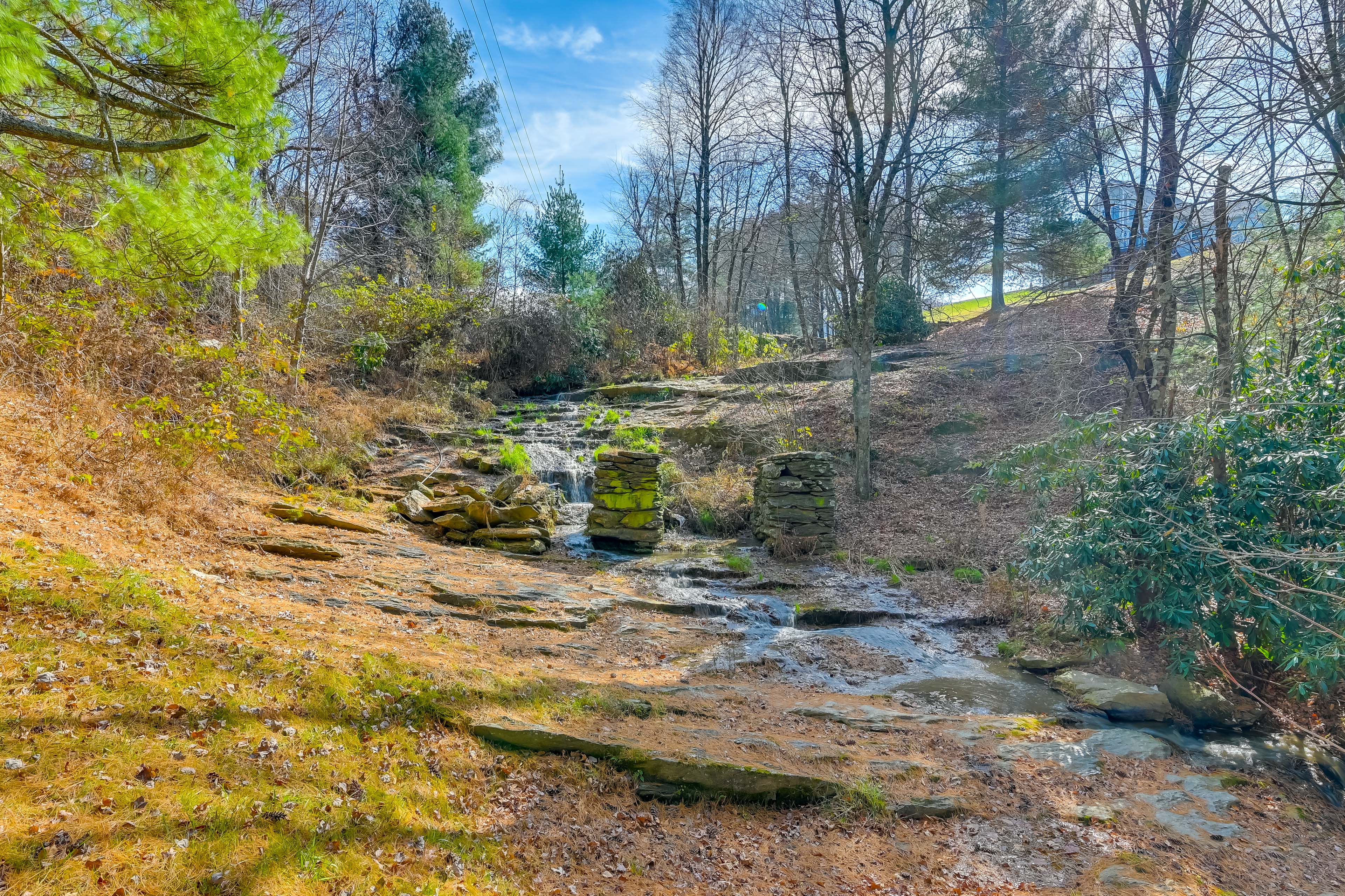 Waterfall & Creek On-Site