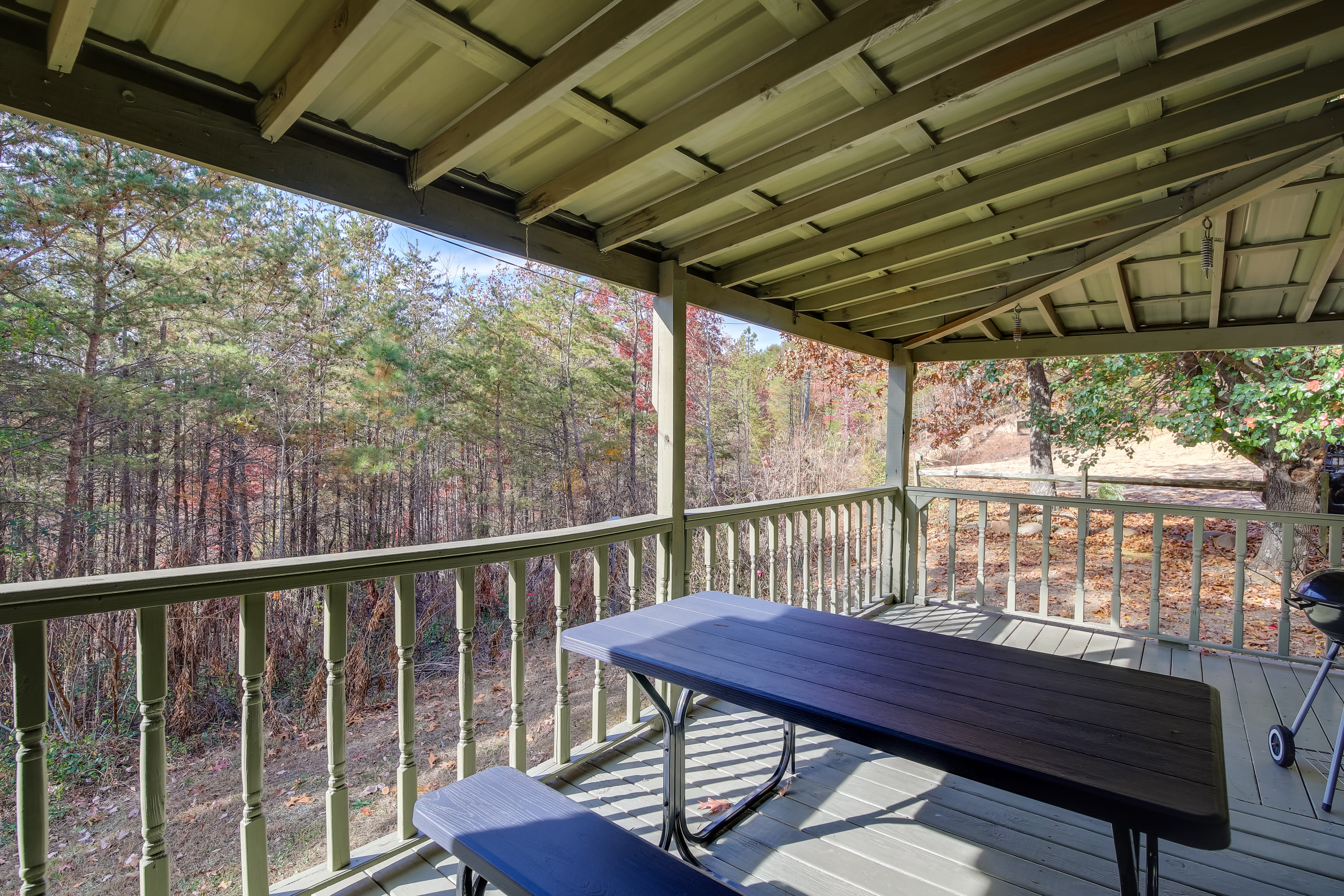 Wraparound Deck | Mountain Views