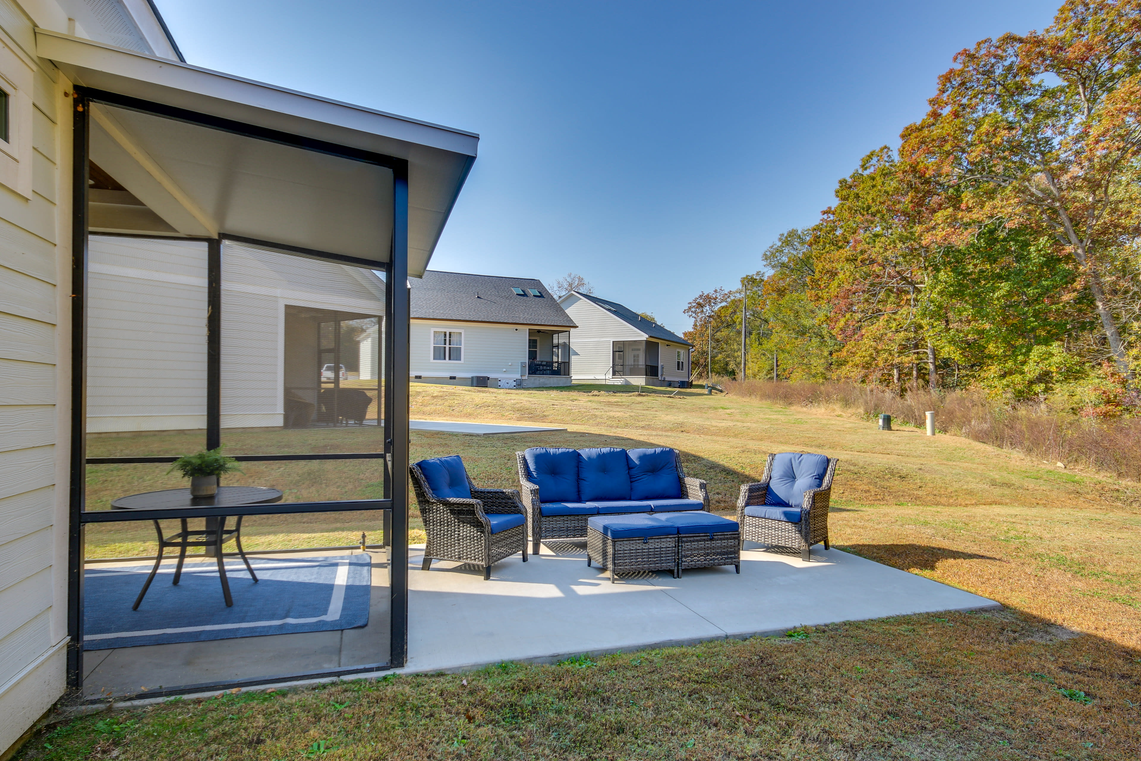 Patio | Outdoor Seating