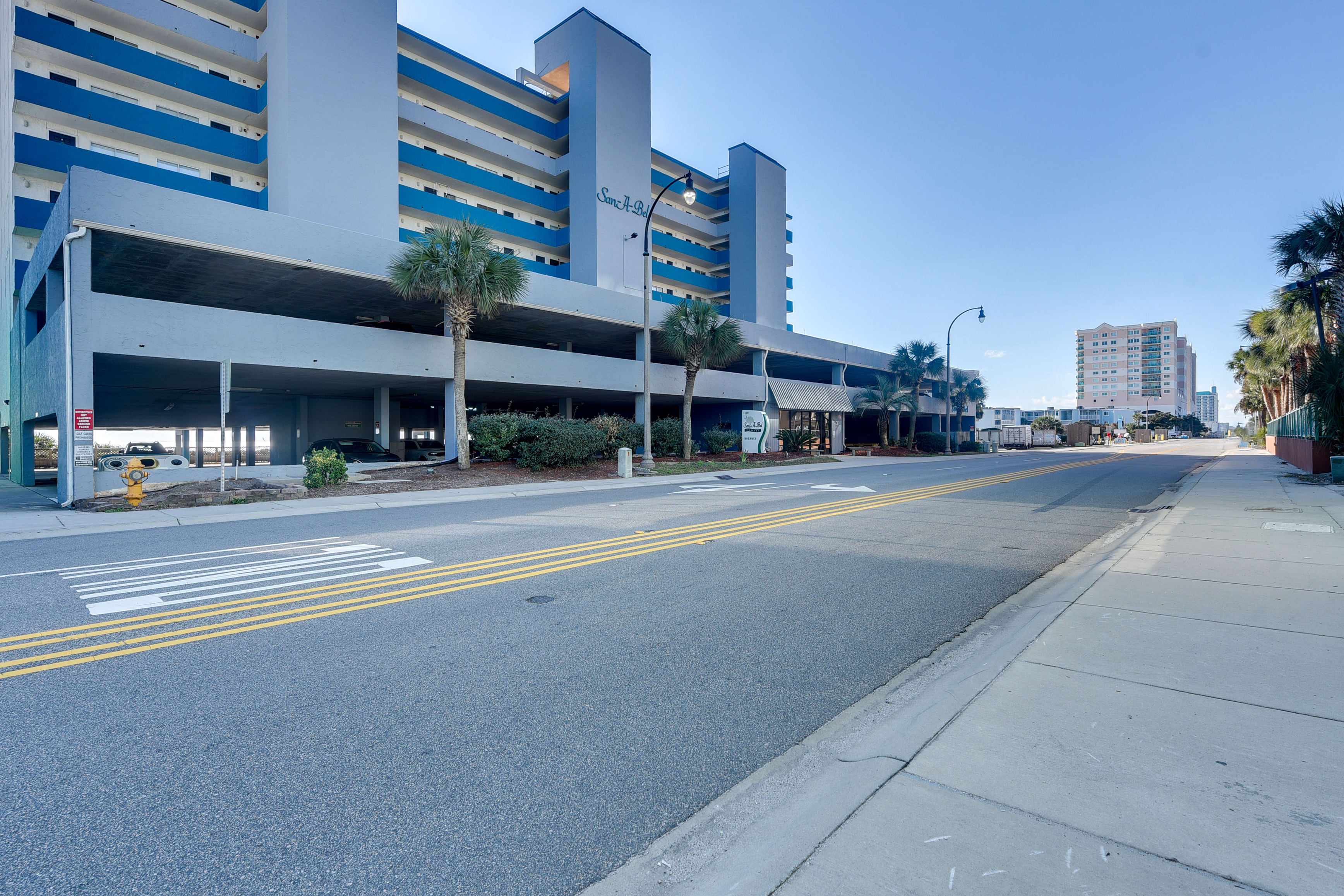 Parking | Community Garage (2 Vehicles)