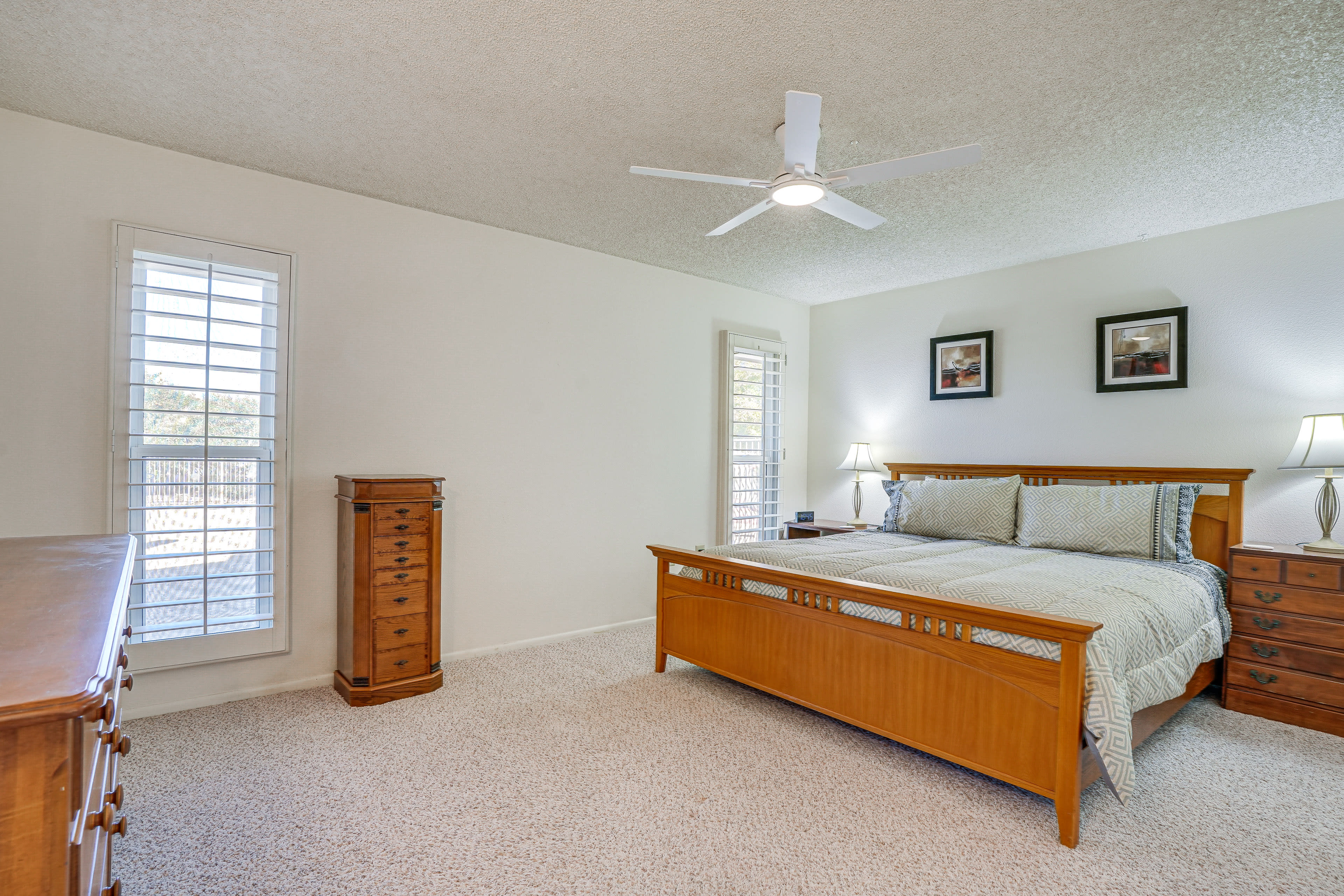 Bedroom 1 | King Bed | En-Suite Bathroom