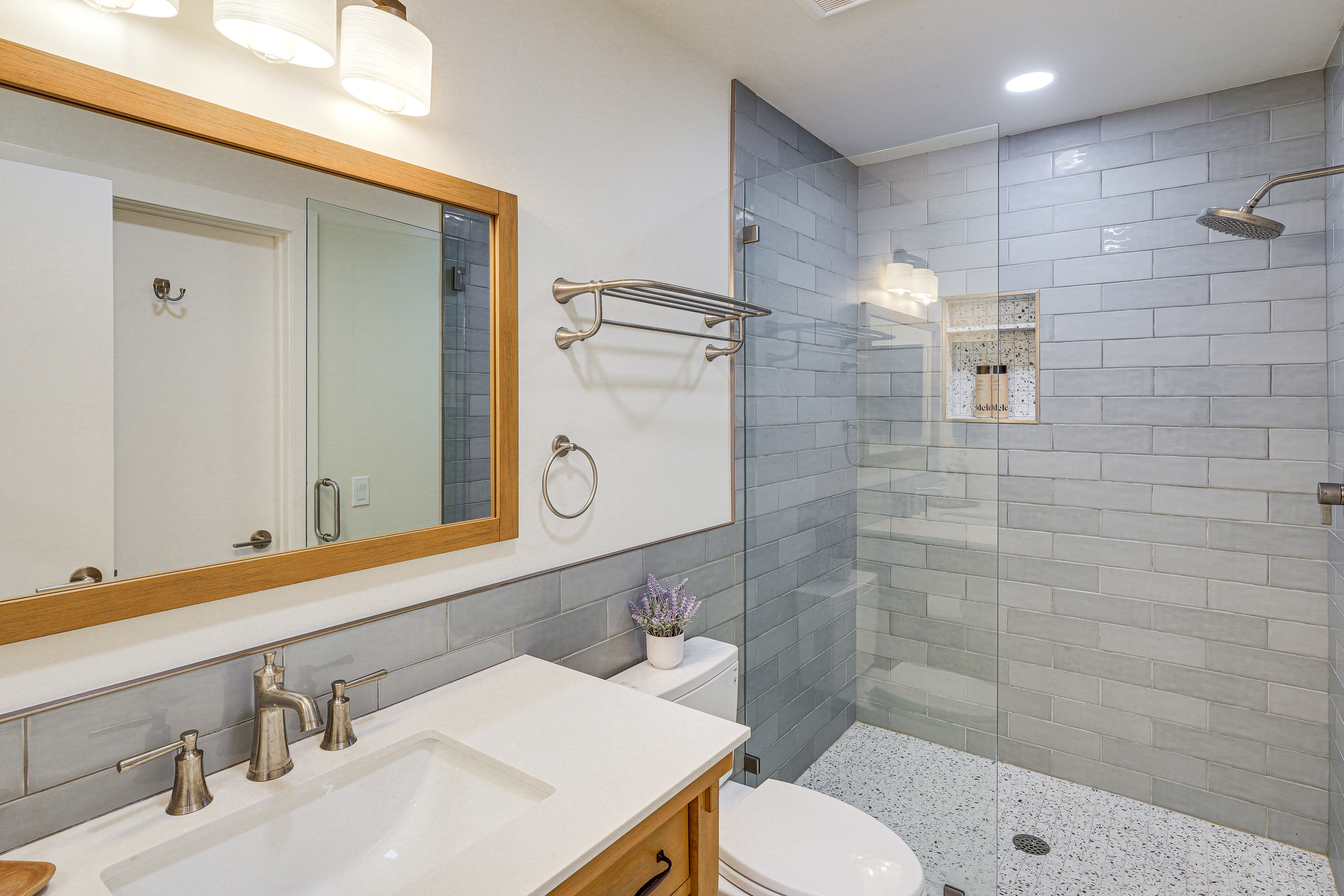 En-Suite Bathroom | Towels Provided | 1st Floor